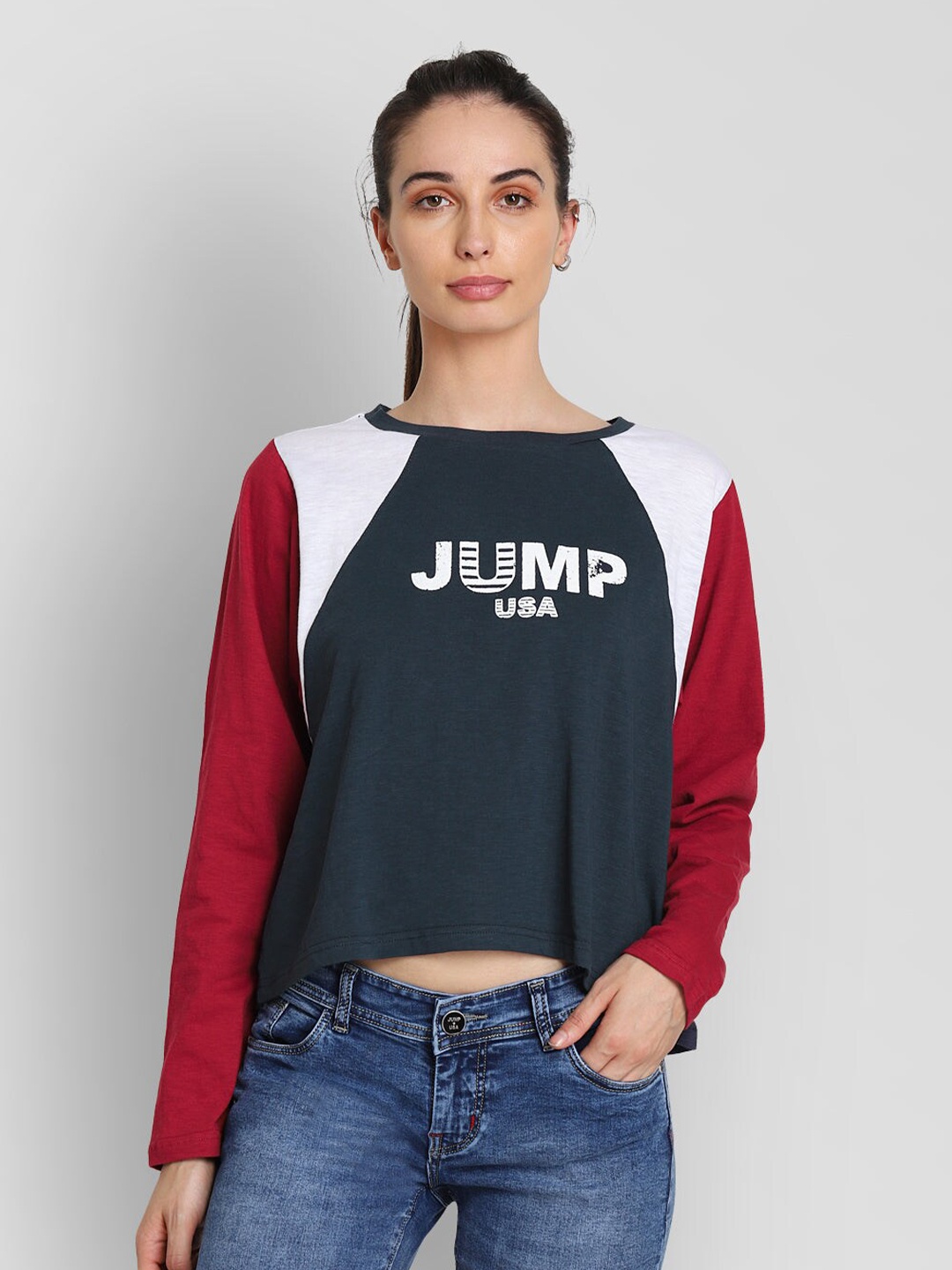 

JUMP USA Navy Blue & Red Colorblocked Crop Top