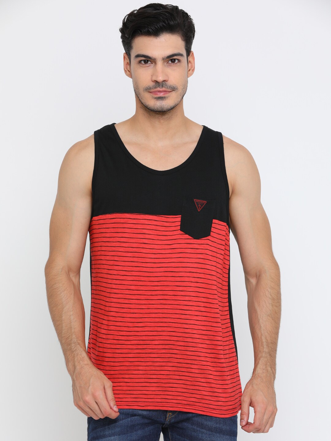 

Masculino Latino Men Black Striped Pockets Training or Gym T-shirt