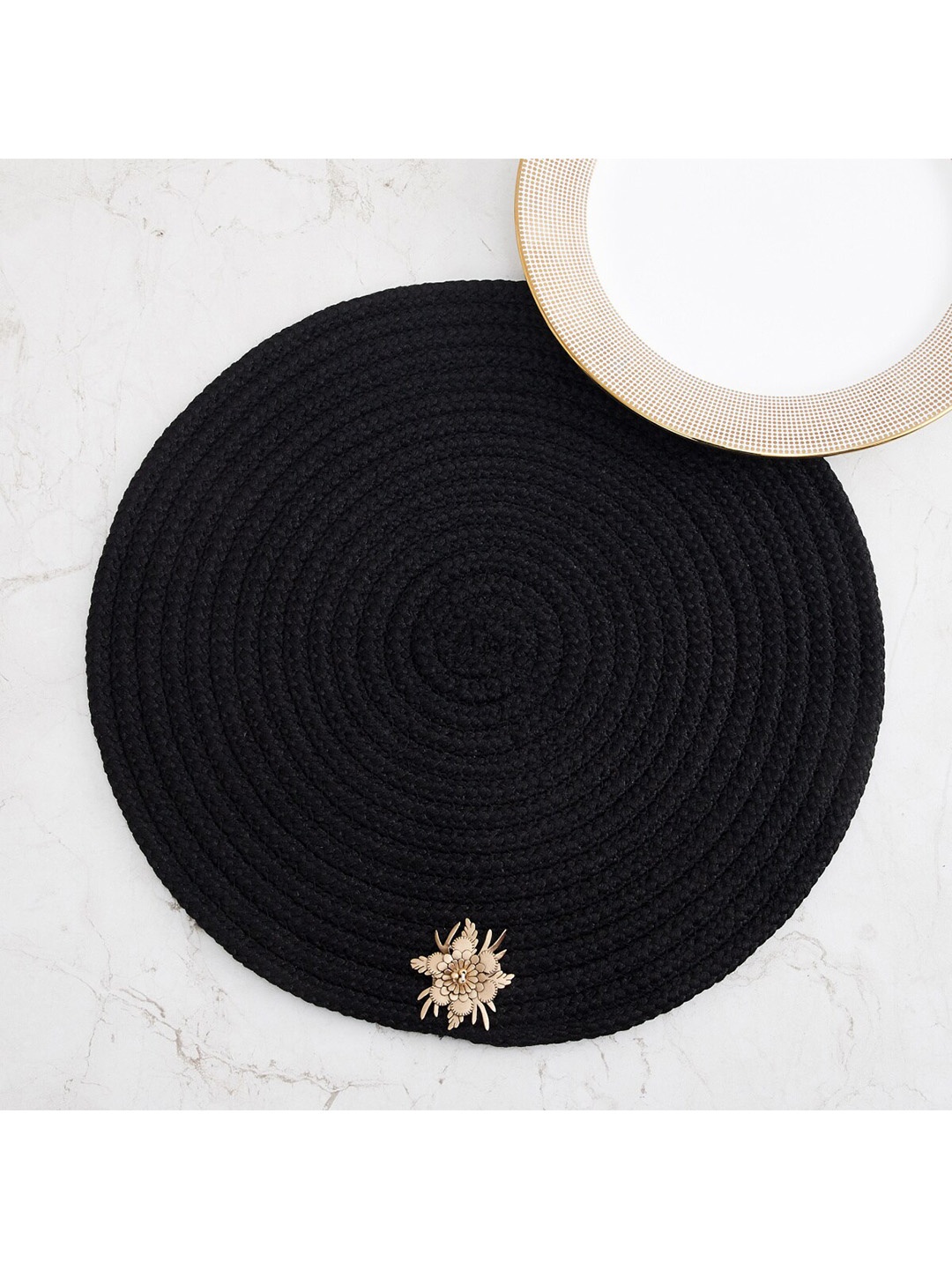 

Home Centre Black Flower Textured Round Placemat