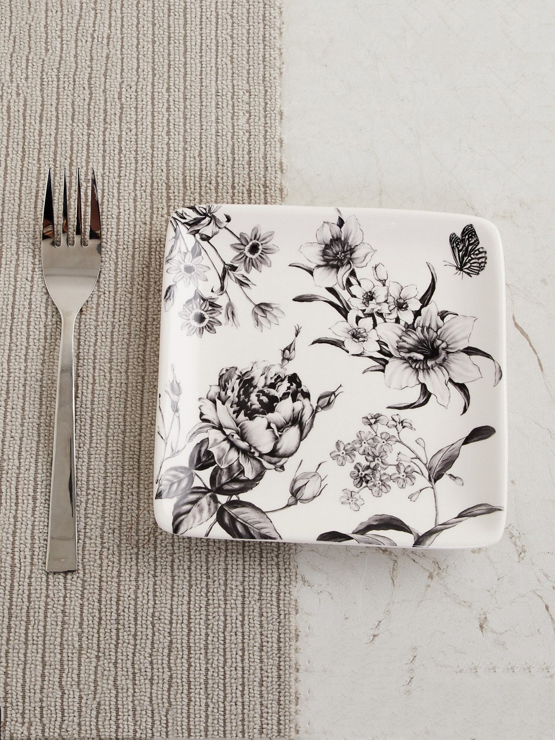 

Home Centre White Floral Printed Stoneware Plate