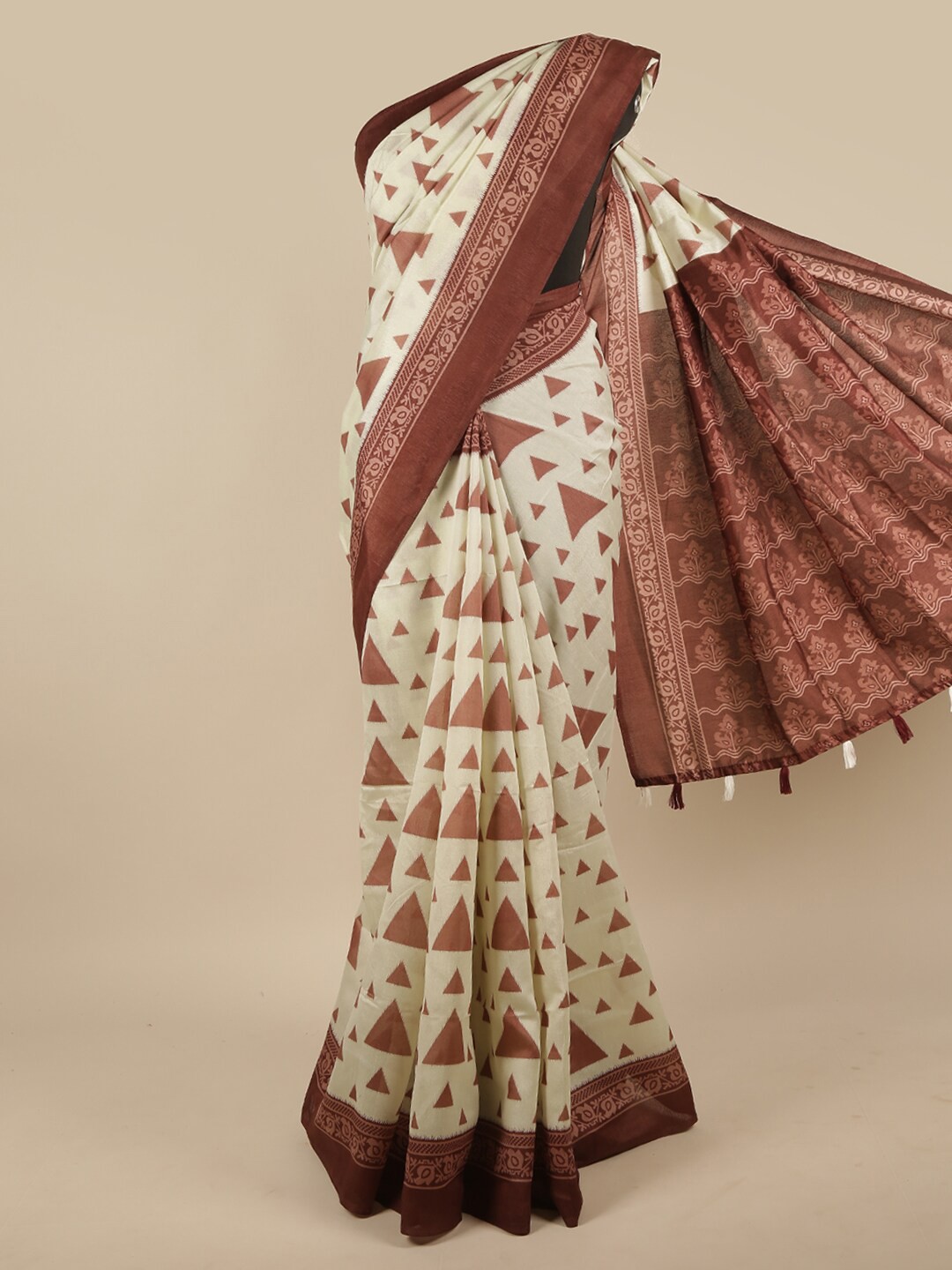 

Pothys Cream-Coloured Printed Saree
