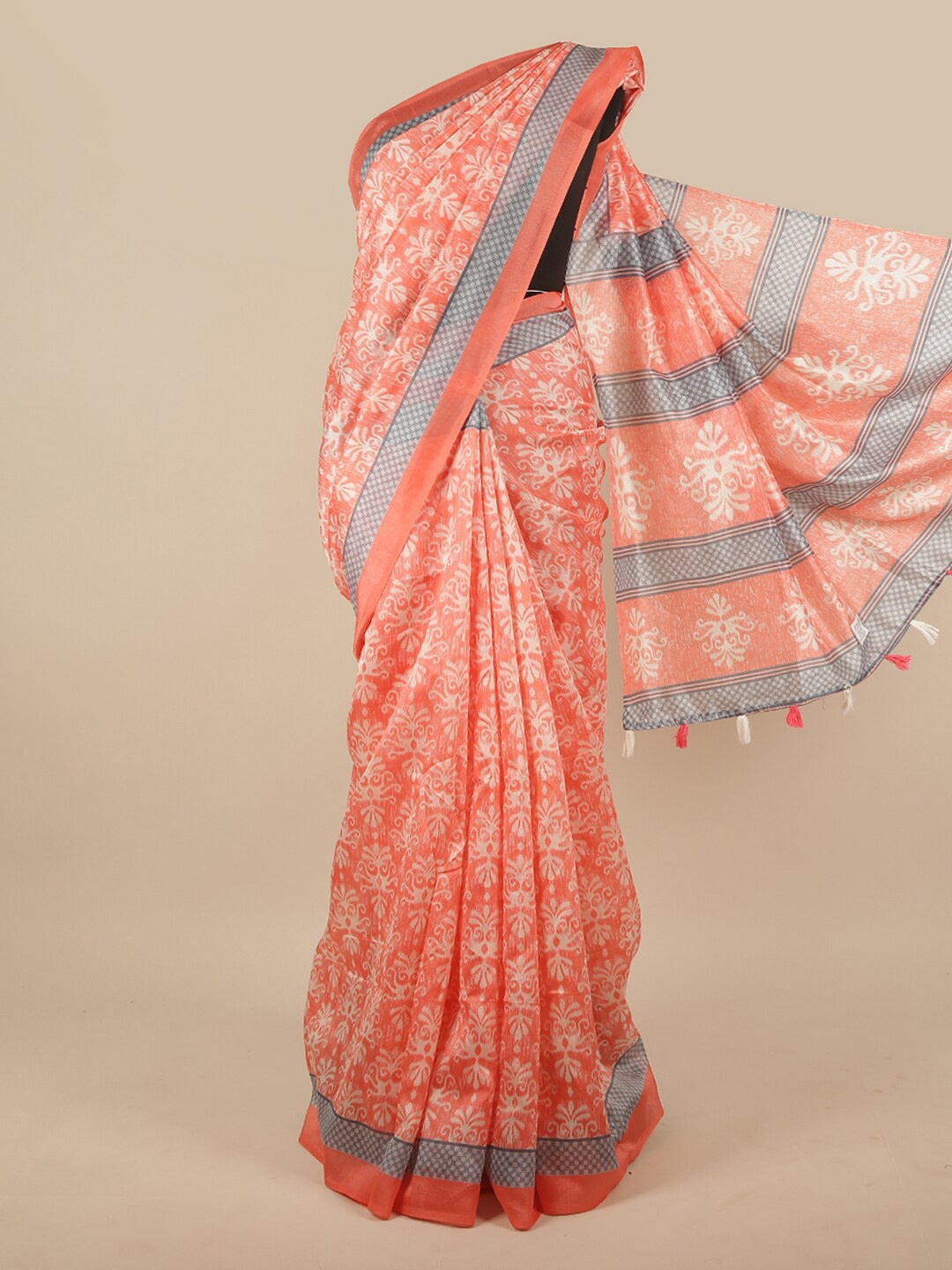 

Pothys Peach-Coloured & White Ethnic Motifs Printed Saree