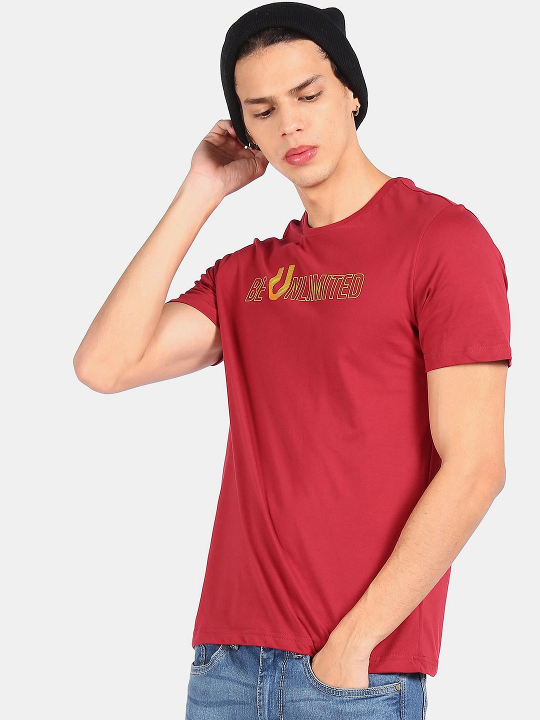 

Colt Men Red Typography Applique T-shirt