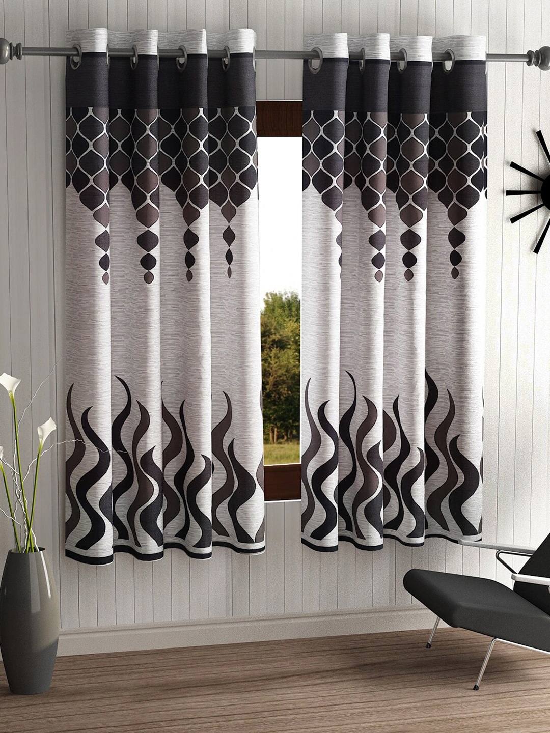 

Home Sizzler Black & Cream-Coloured Set of 2 Window Curtain