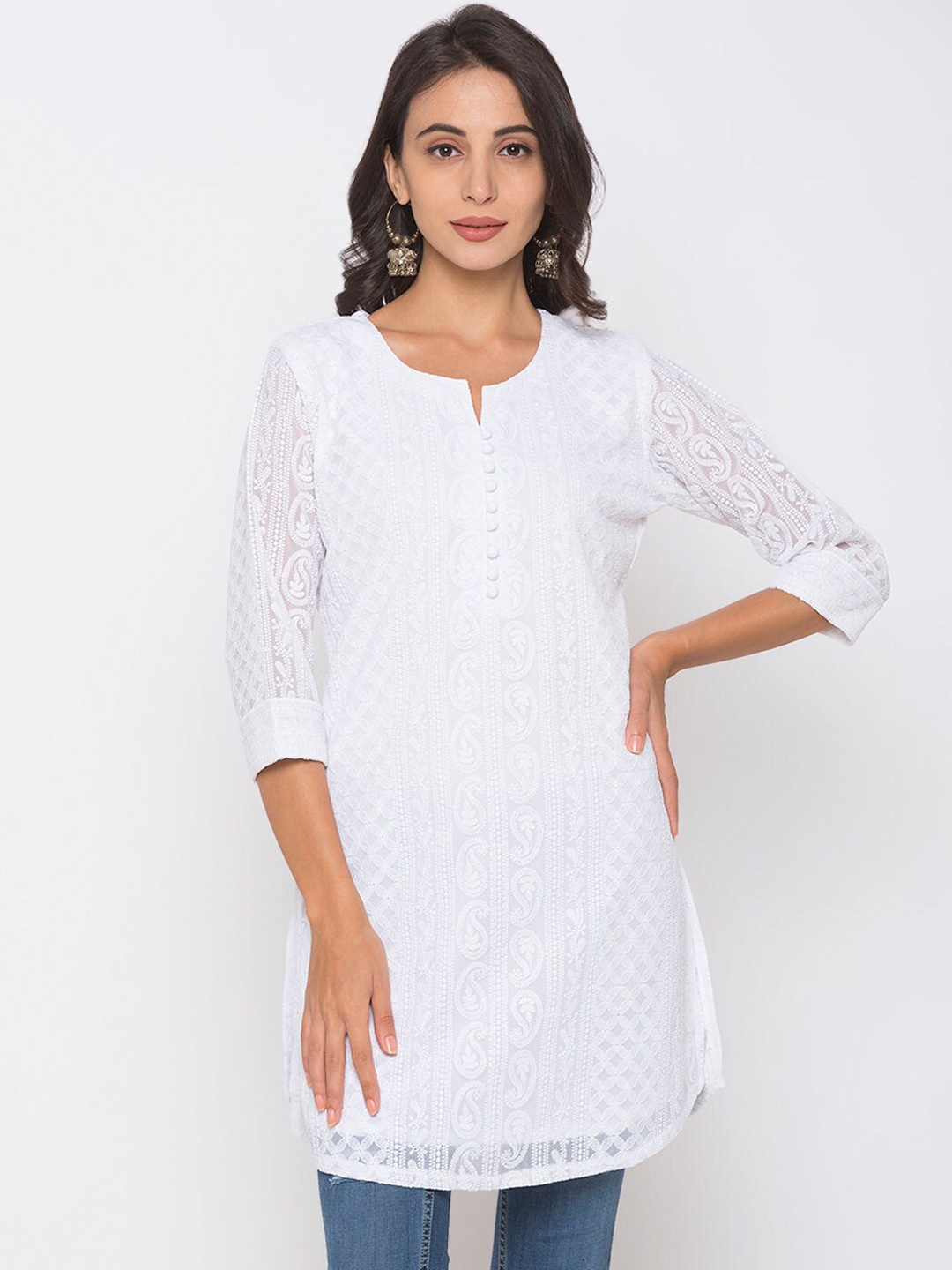 

ZOLA Ethnic Motifs Embroidered Chikankari Kurti, White