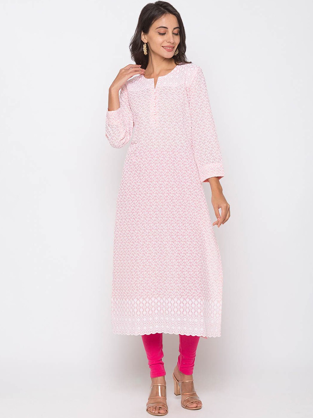 

ZOLA Women Peach-Coloured Cotton Hand Embroidered Kurta