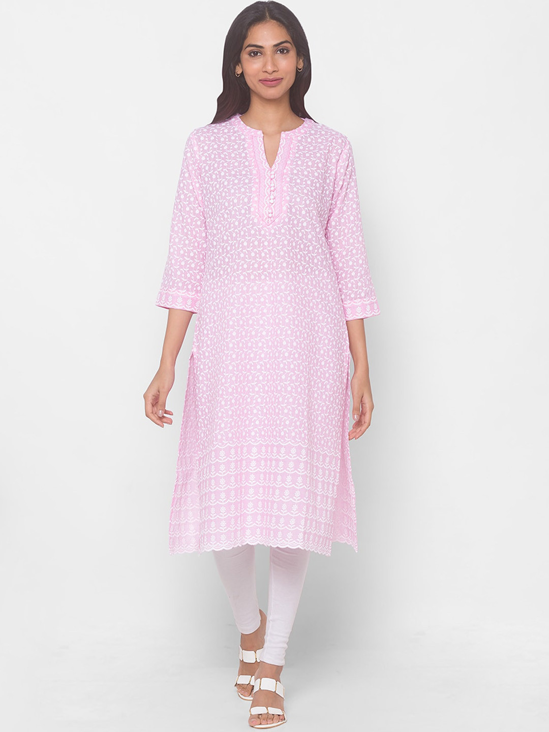 

ZOLA Women Pink Floral Embroidered Chikankari Kurta