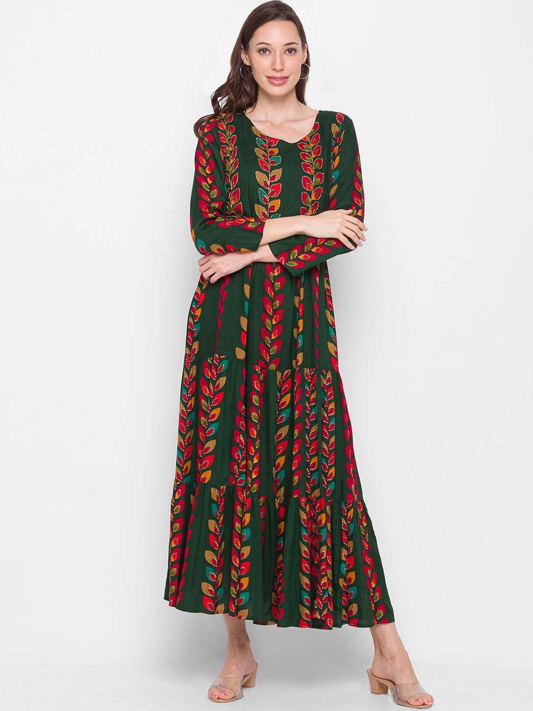 

ZOLA Women Green Embroidered Mirror Work Anarkali Kurta