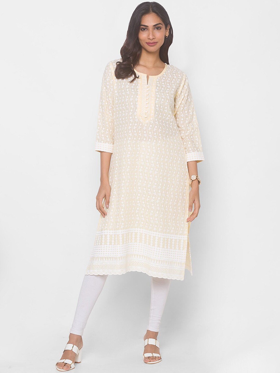 

ZOLA Women Yellow Floral Chikankari Kurta