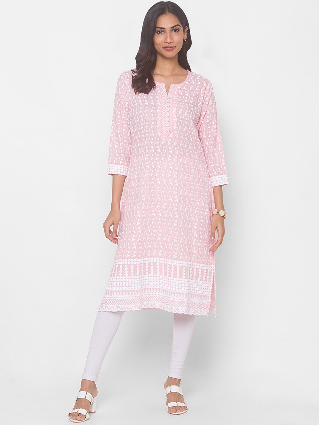 

ZOLA Women Peach-Coloured Ethnic Motifs Embroidered Chikankari Kurta