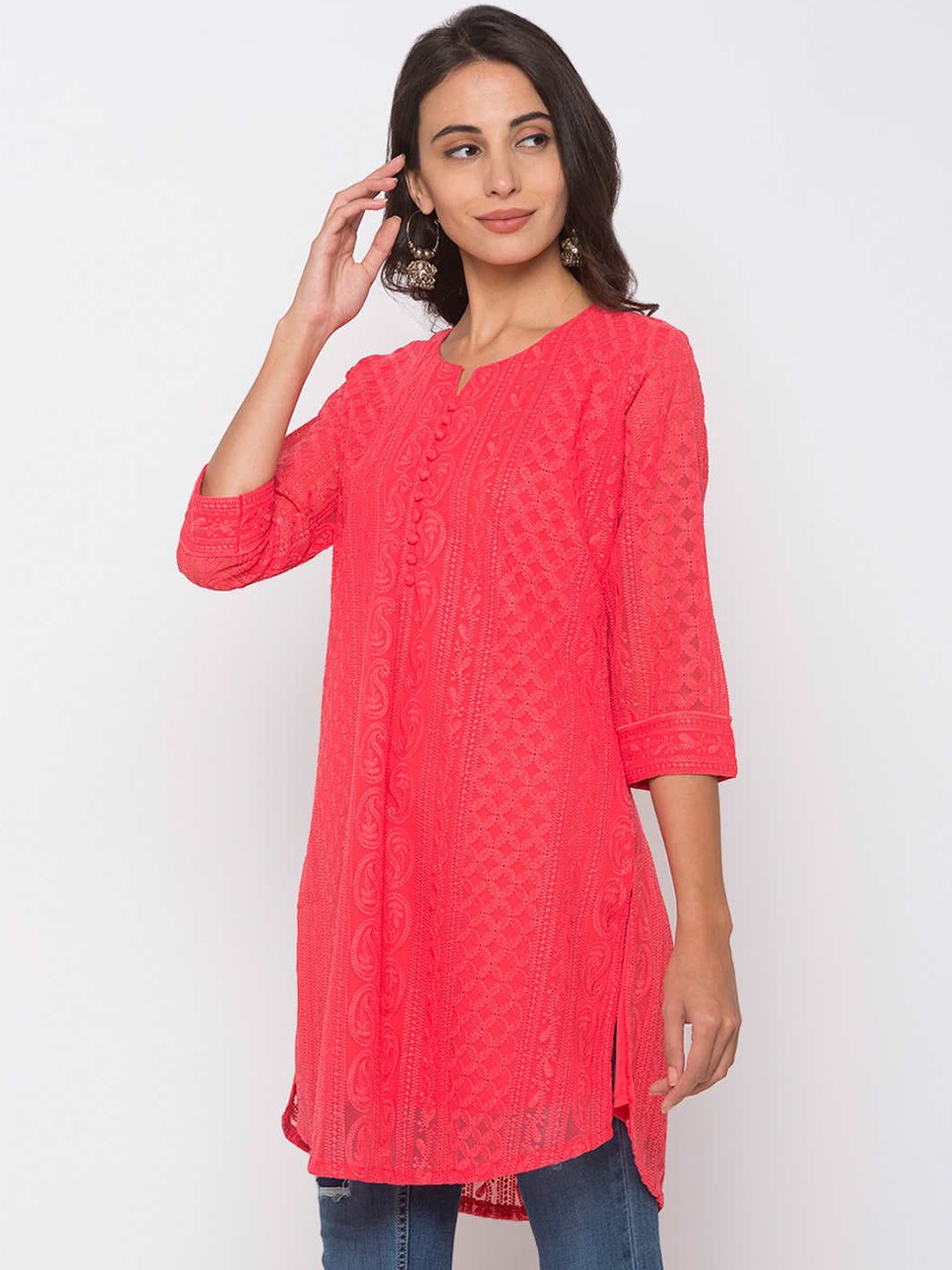 

ZOLA Ethnic Motifs Embroidered Chikankari Kurti, Pink