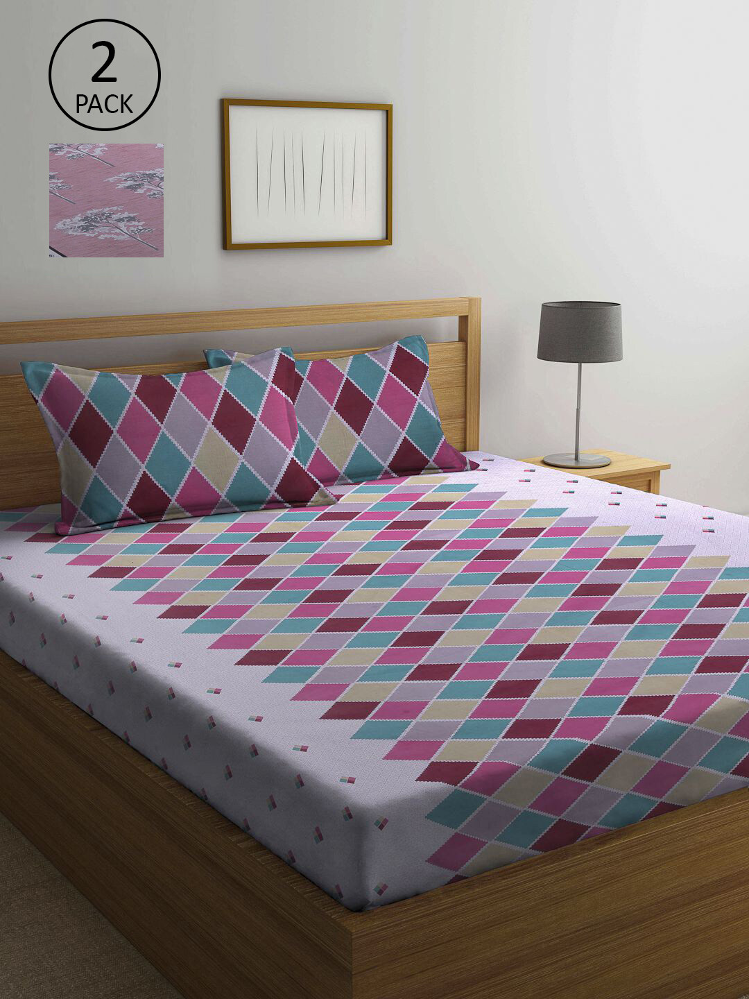 

KLOTTHE Multi Color Geometric Printed 210 TC 2 Double Bedsheets with 4 Pillow Covers