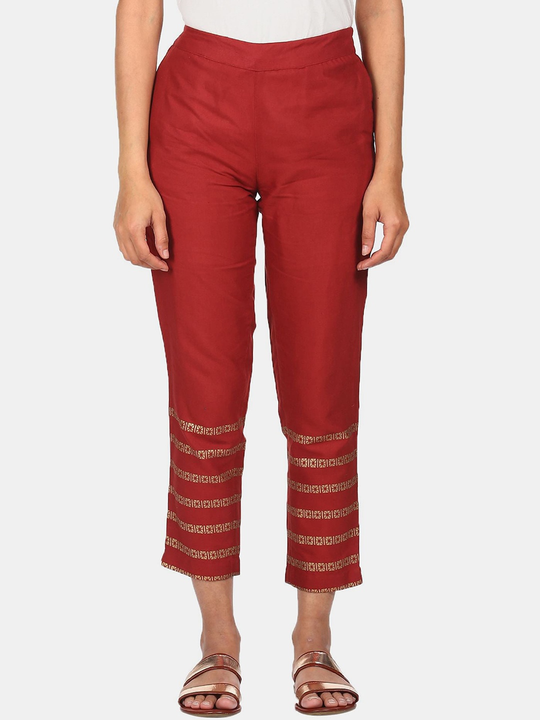 

Karigari Women Red Solid Cropped Regular Fit Winter Trousers