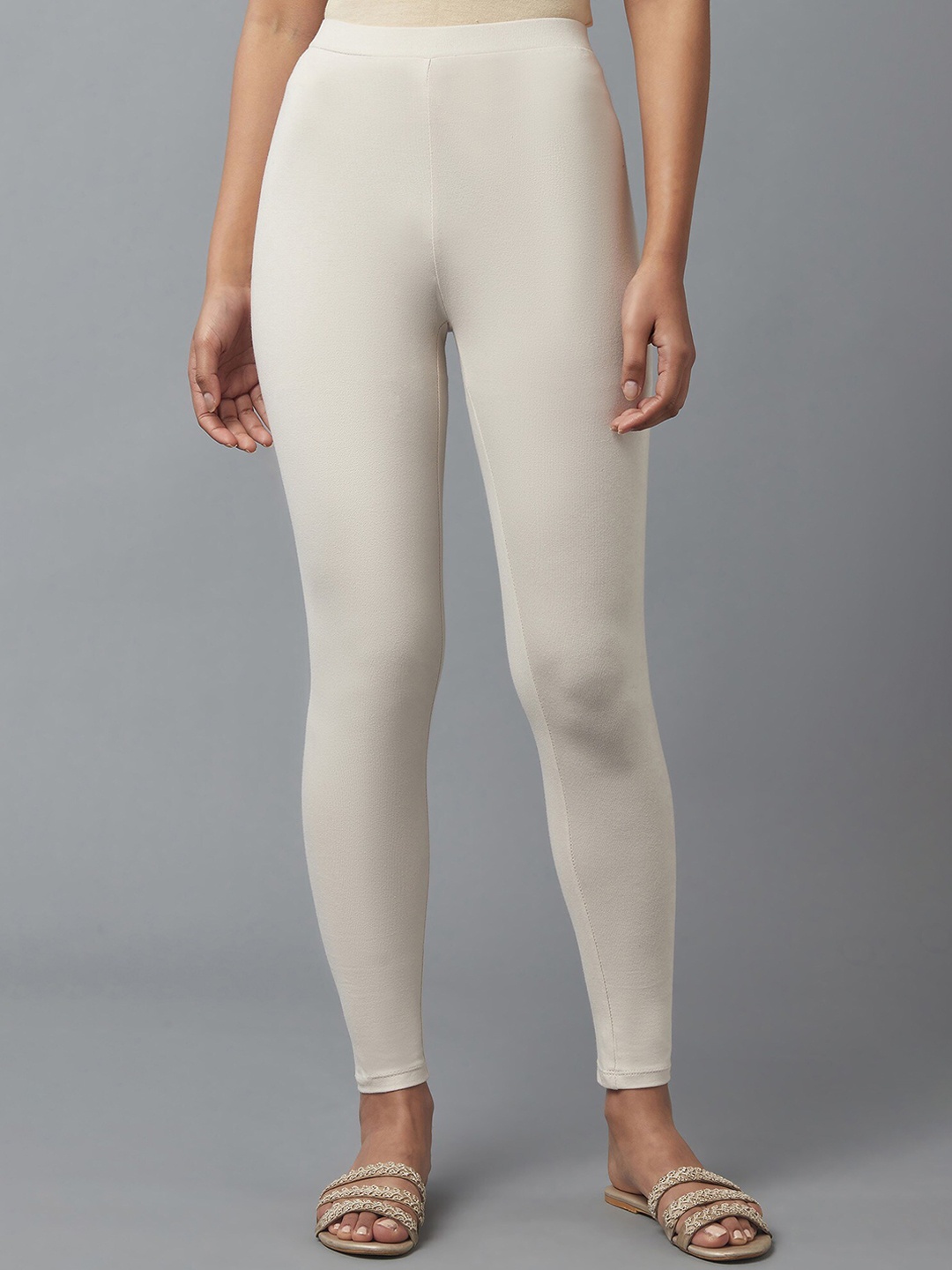 

W Ecru Women Off-White Solid Cotton Leggings