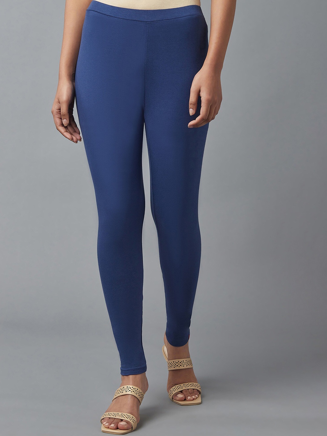 

W Women Teal Blue Solid Cotton Leggings