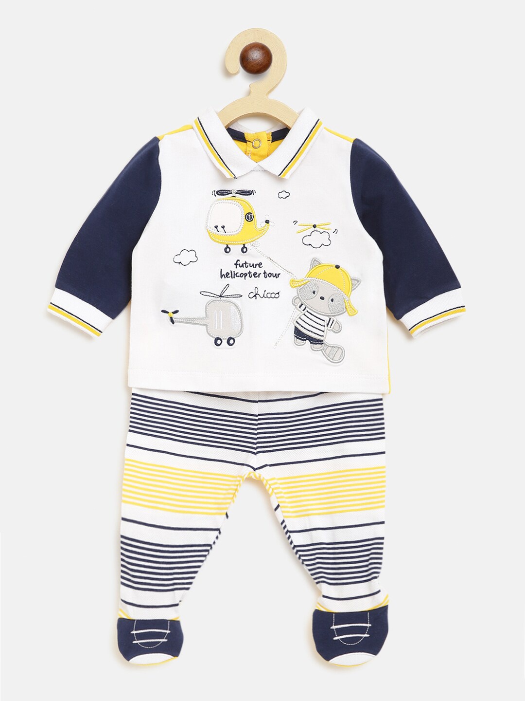 

Chicco Boys White & Navy Blue Printed T-shirt with Leggings