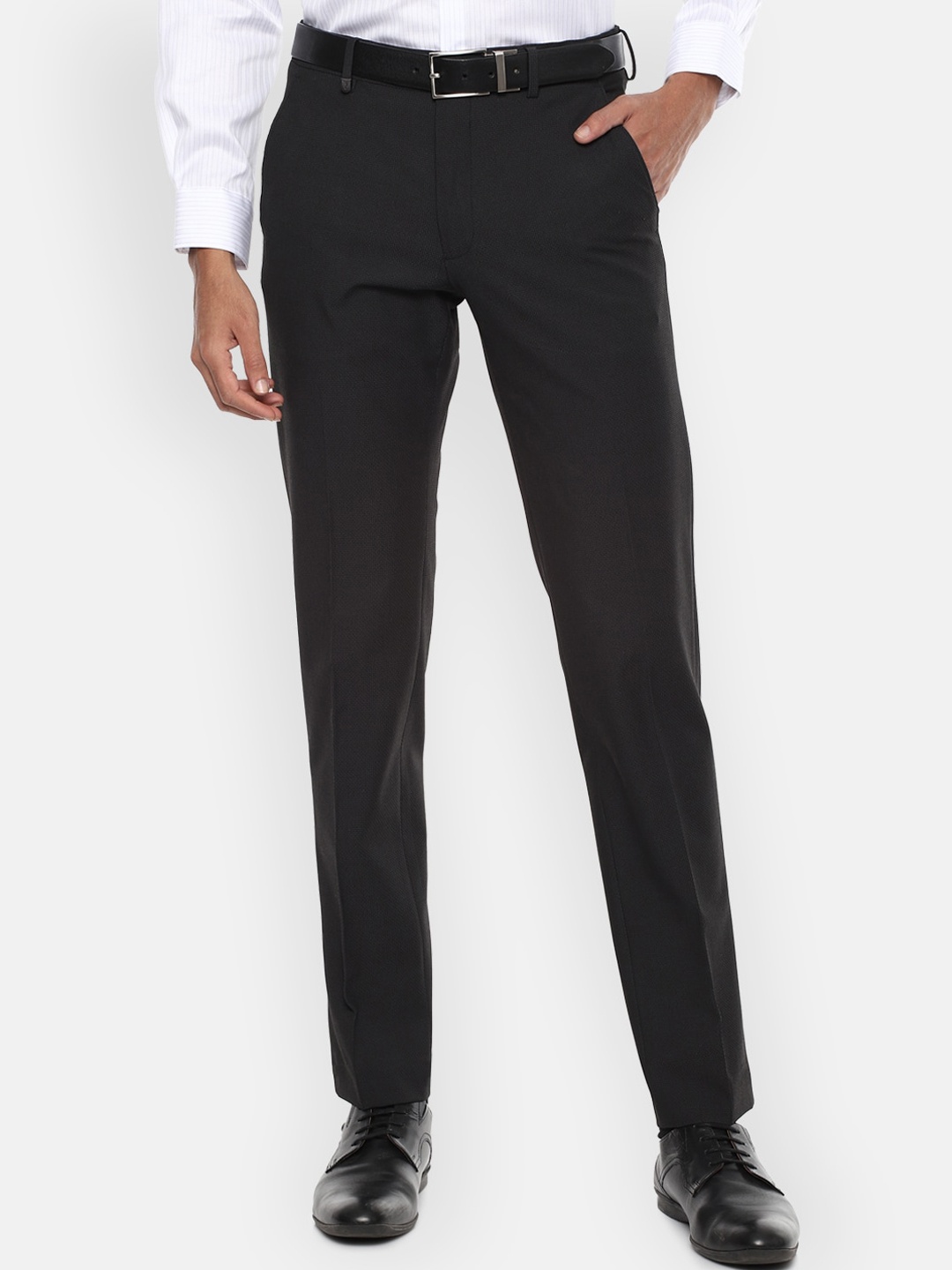 

Van Heusen Men Black Solid Slim Fit Formal Trousers