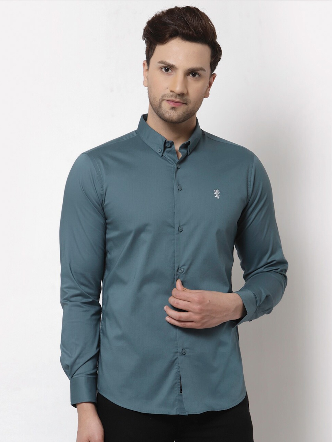 

Red Tape Men Blue Regular Fit Casual Shirt