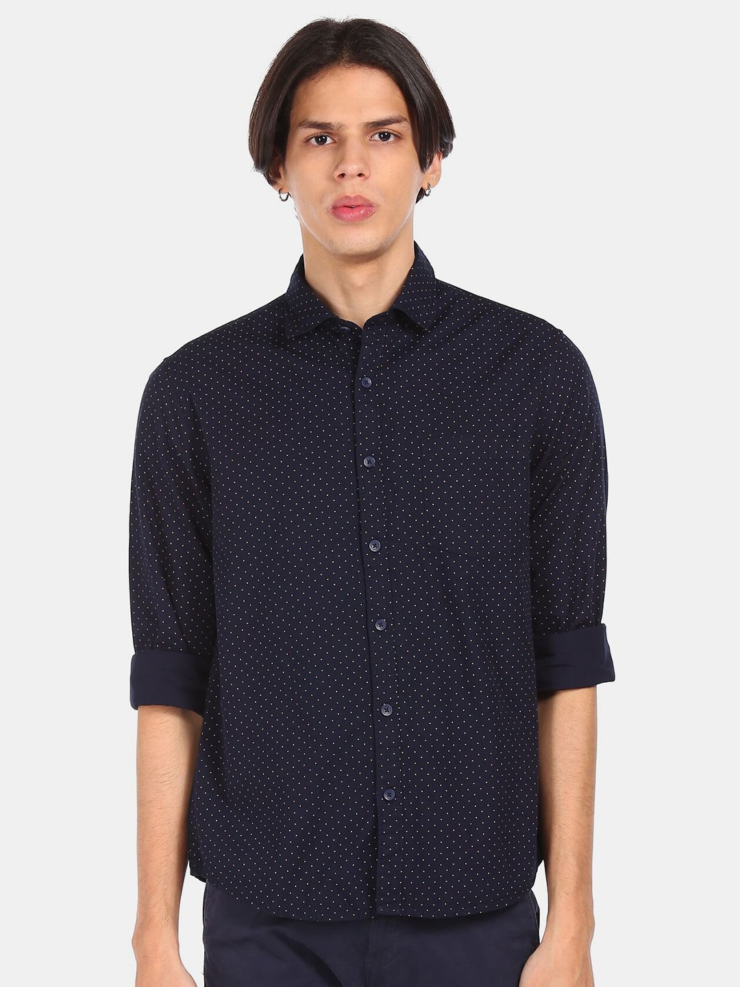 

Ruggers Men Navy Blue Micro Ditsy Printed Regular Fit Cotton Casual Shirt