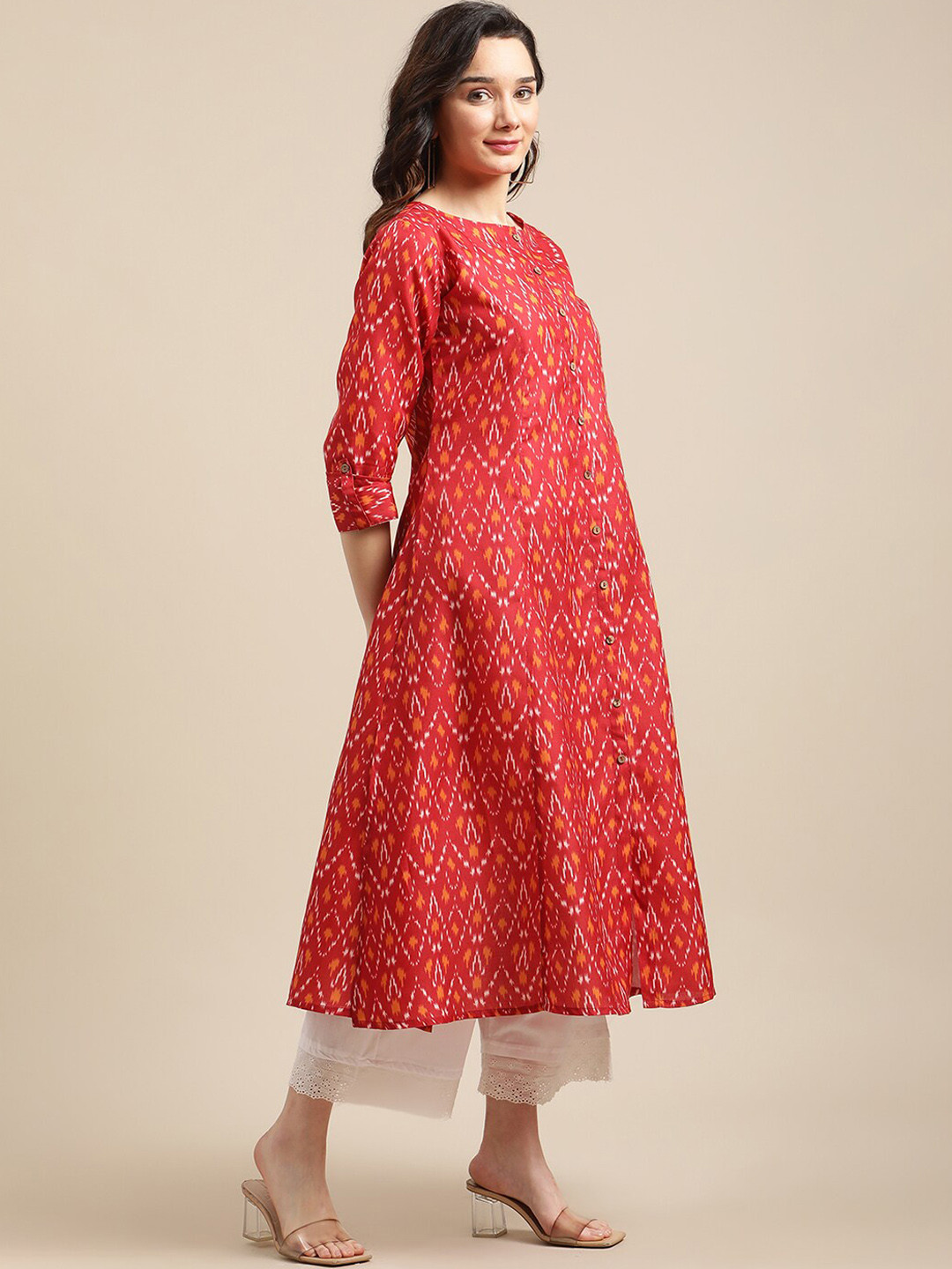 

Varanga Women Red Printed Pure Cotton Kurta with Trousers