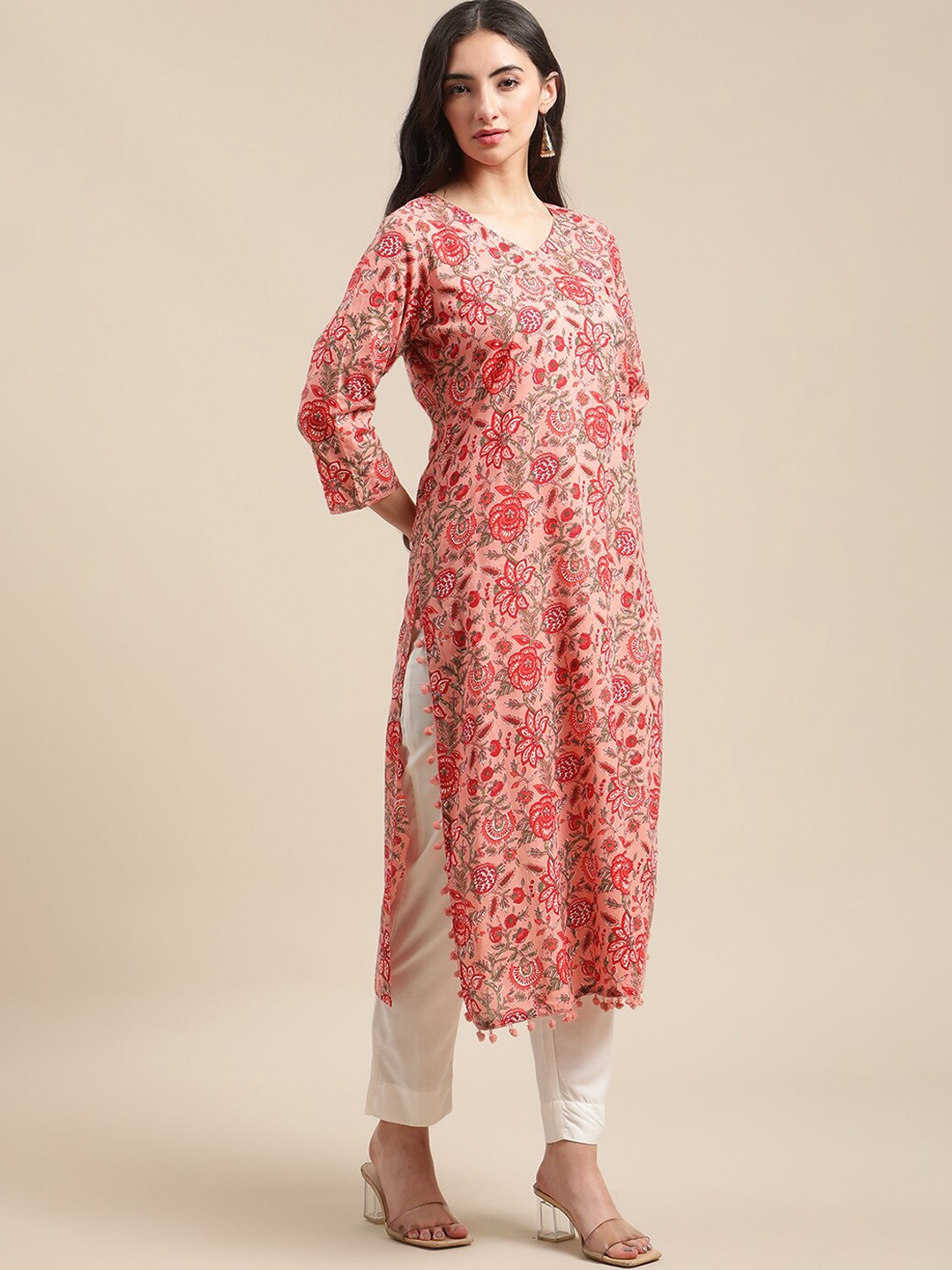 

Varanga Women Peach-Coloured Floral Printed Pure Cotton Kurti with Trousers