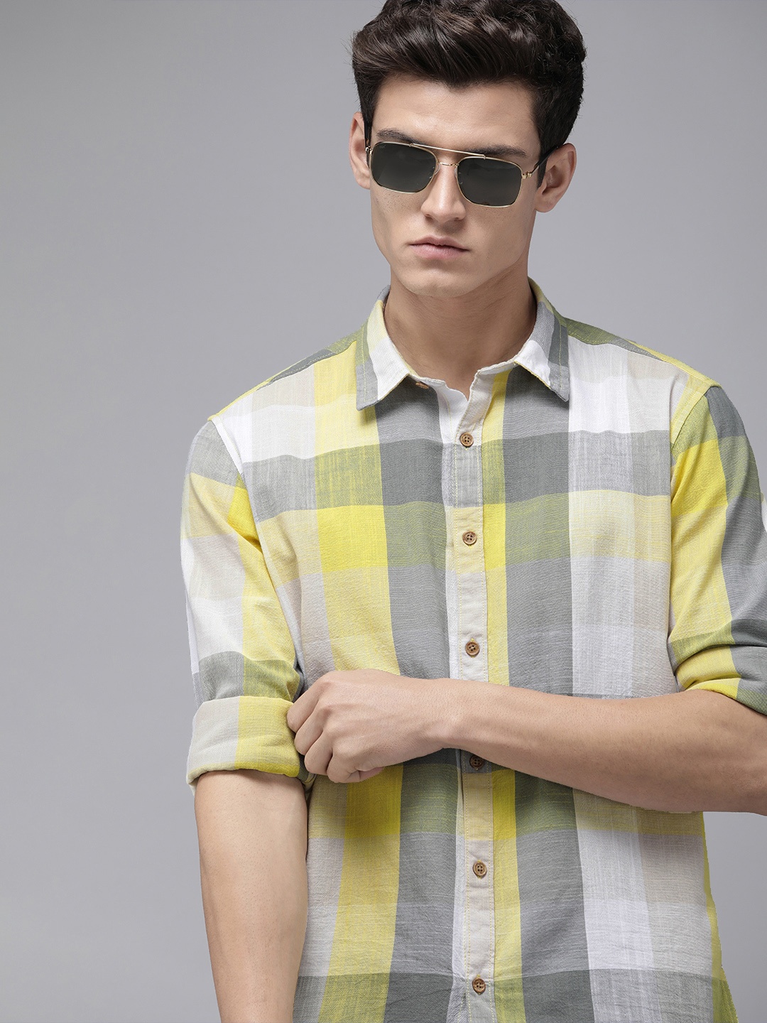 

BEAT LONDON by PEPE JEANS Men Yellow Classic Slim Fit Checked Casual Shirt