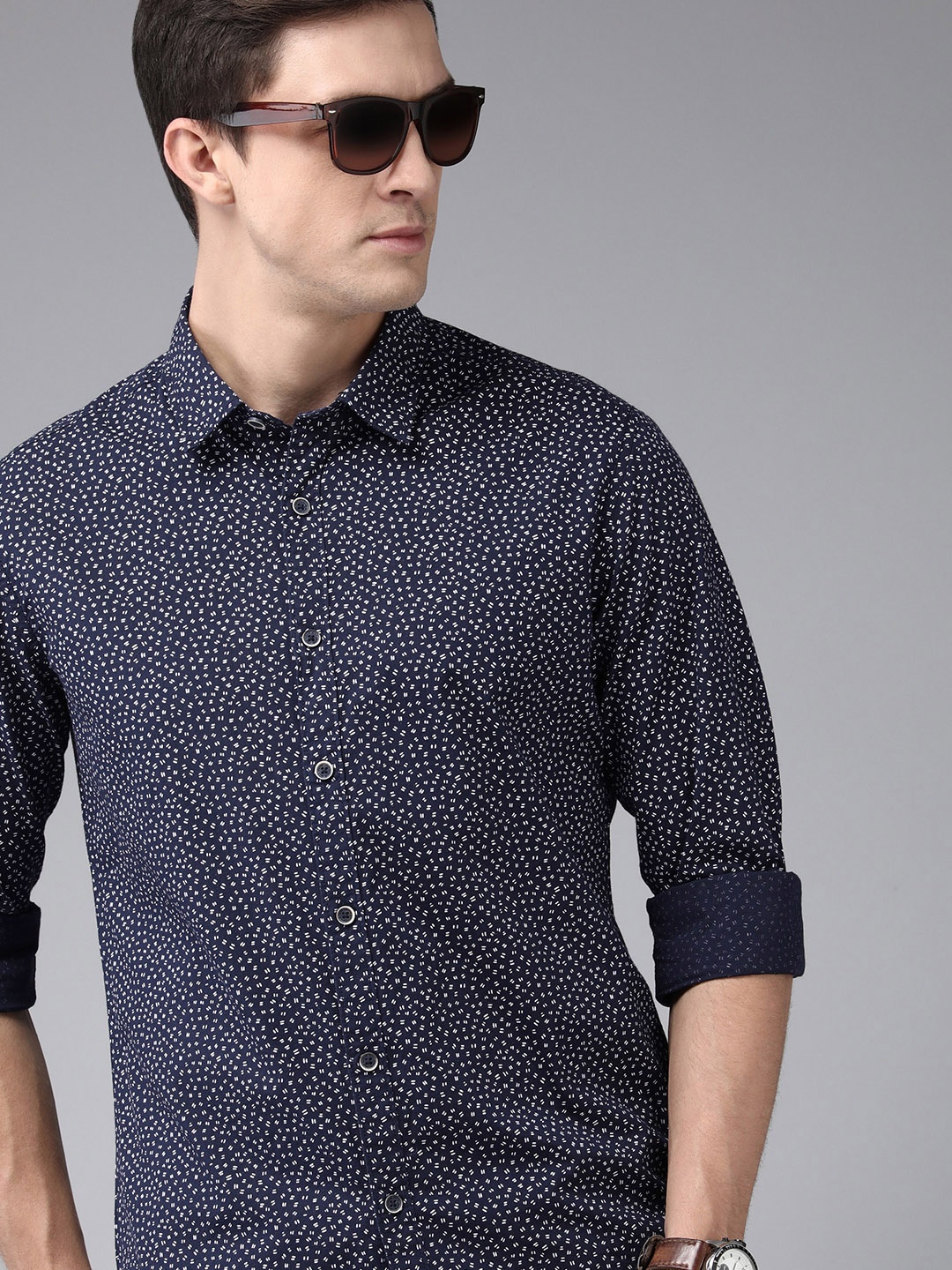 

BEAT LONDON by PEPE JEANS Men Navy Blue Classic Slim Fit Abstract Opaque Printed Shirt