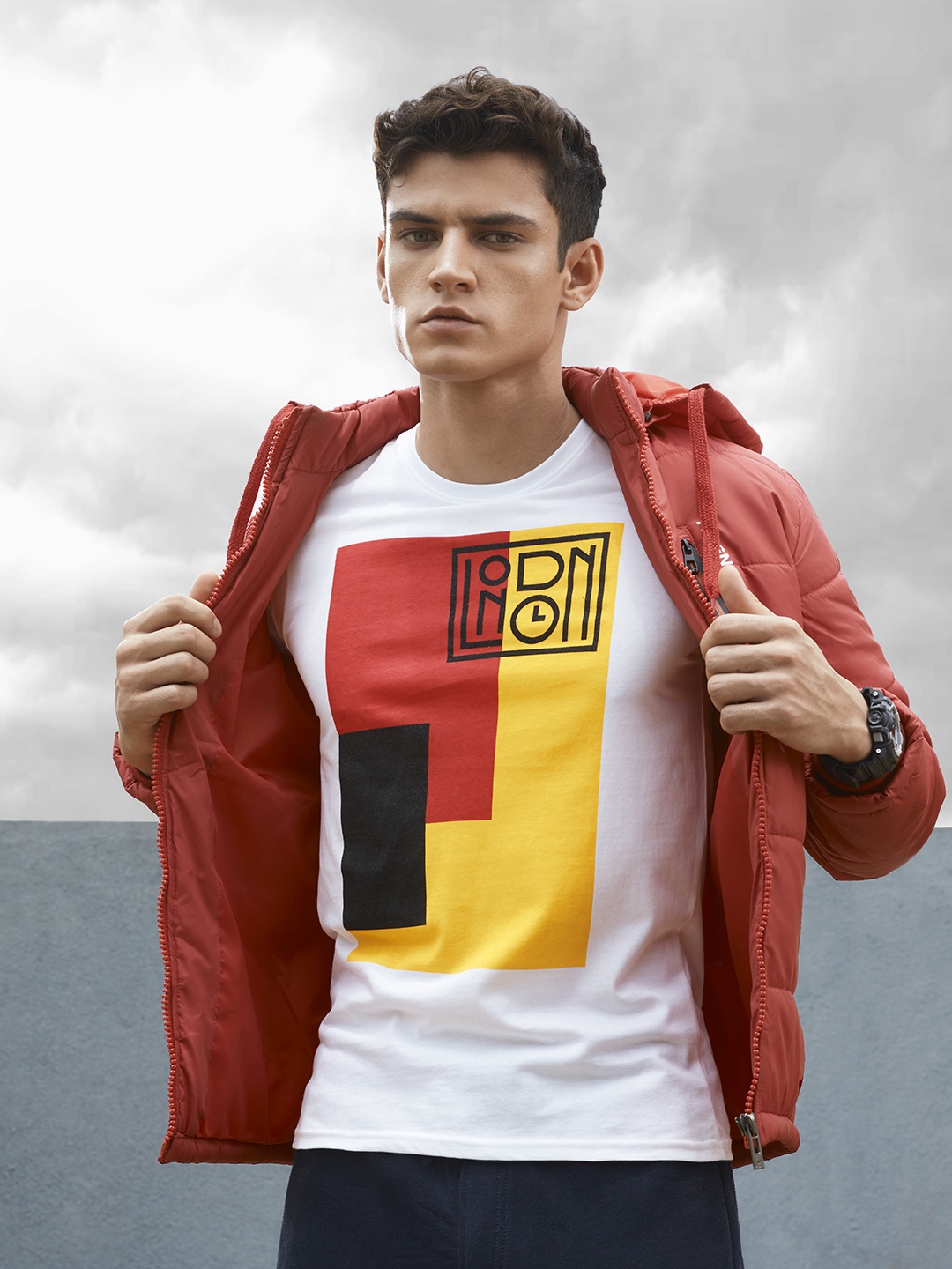 

BEAT LONDON by PEPE JEANS Men White & Orange Graphic Printed Pure Cotton T-shirt