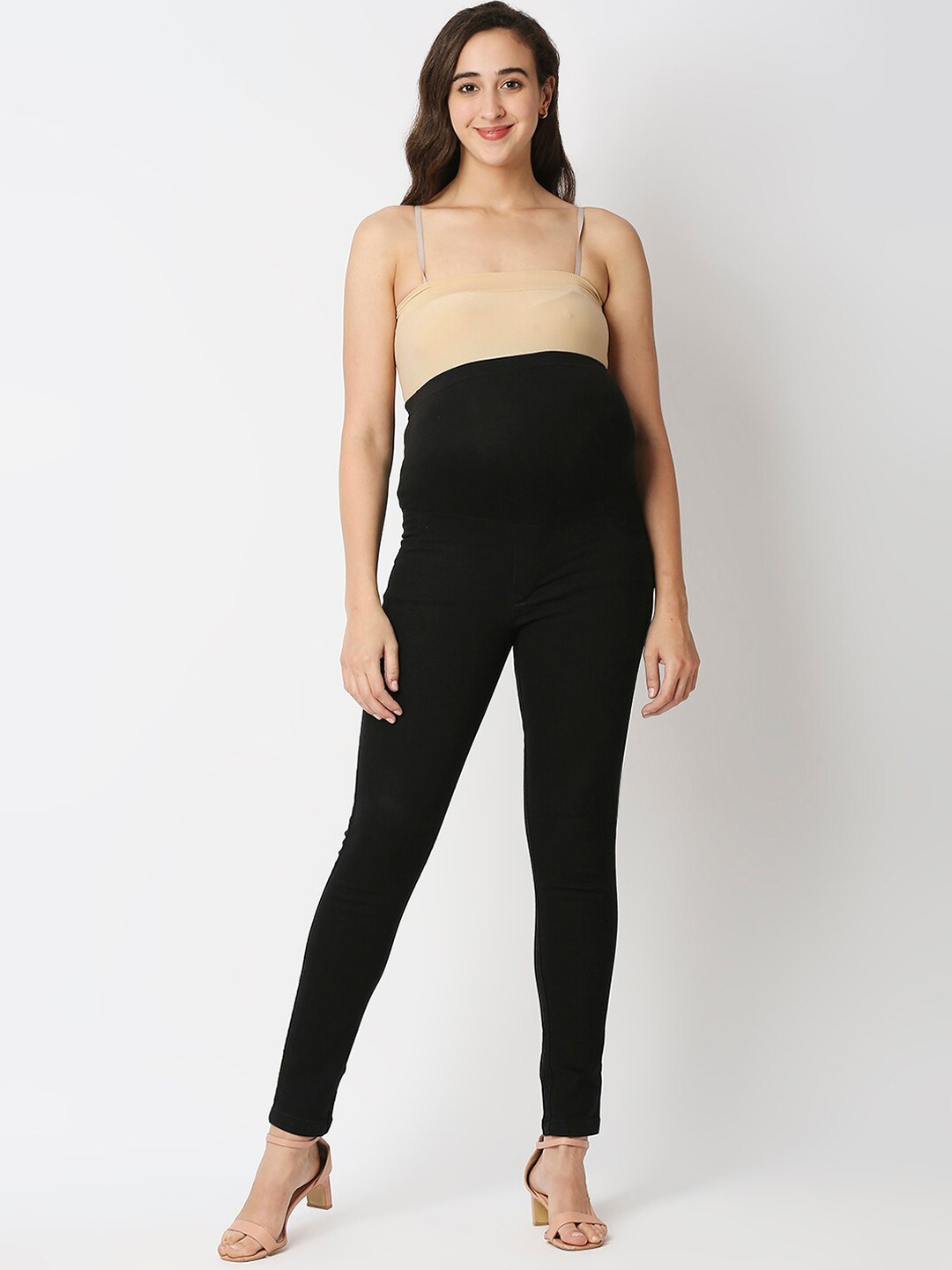 

MeeMee Women Black Solid Maternity Leggings