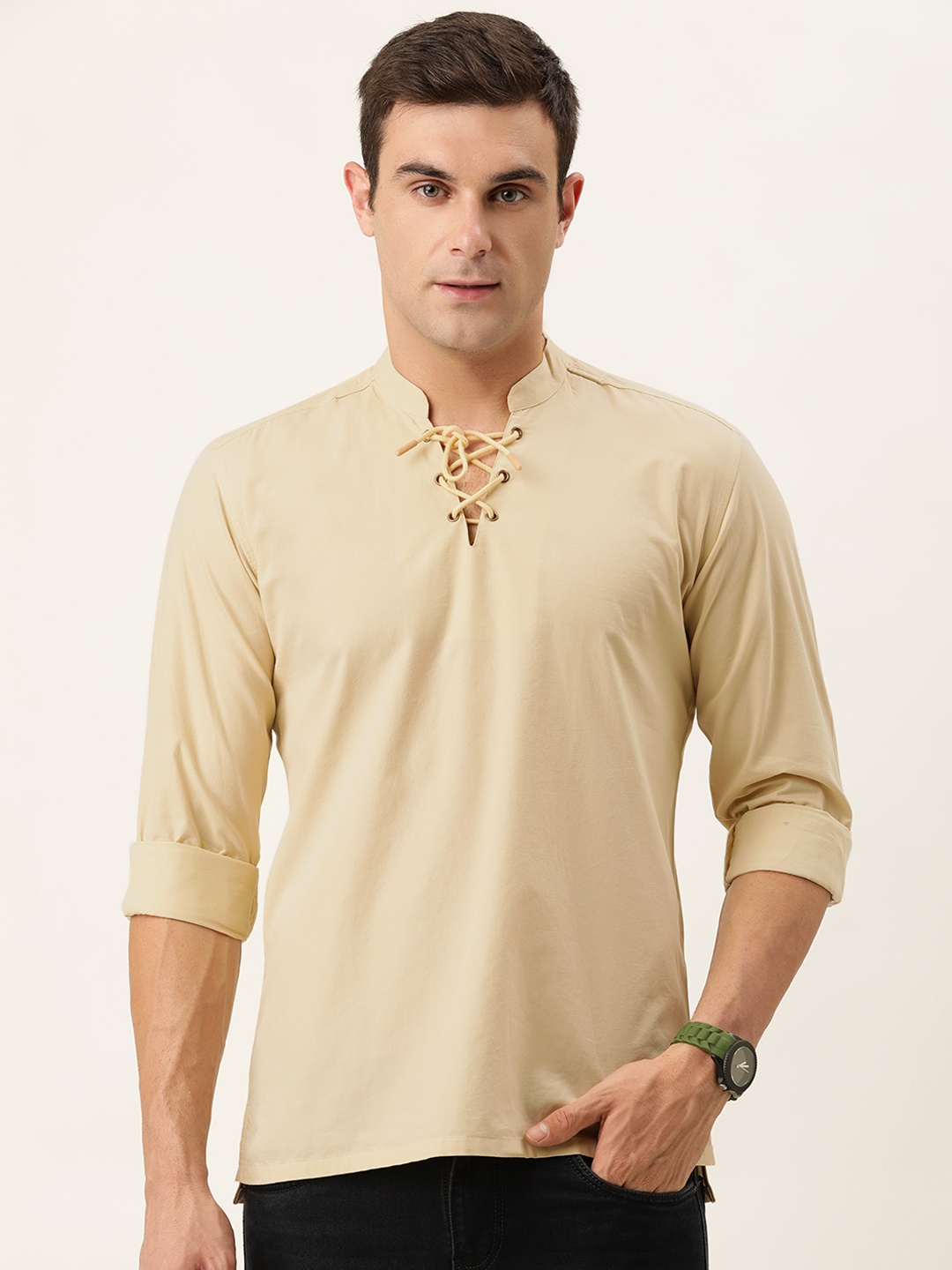 

Bene Kleed Men Beige Solid Cotton Kurta