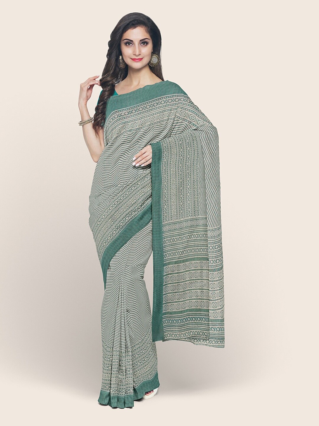 

Pothys Green & White Printed Saree