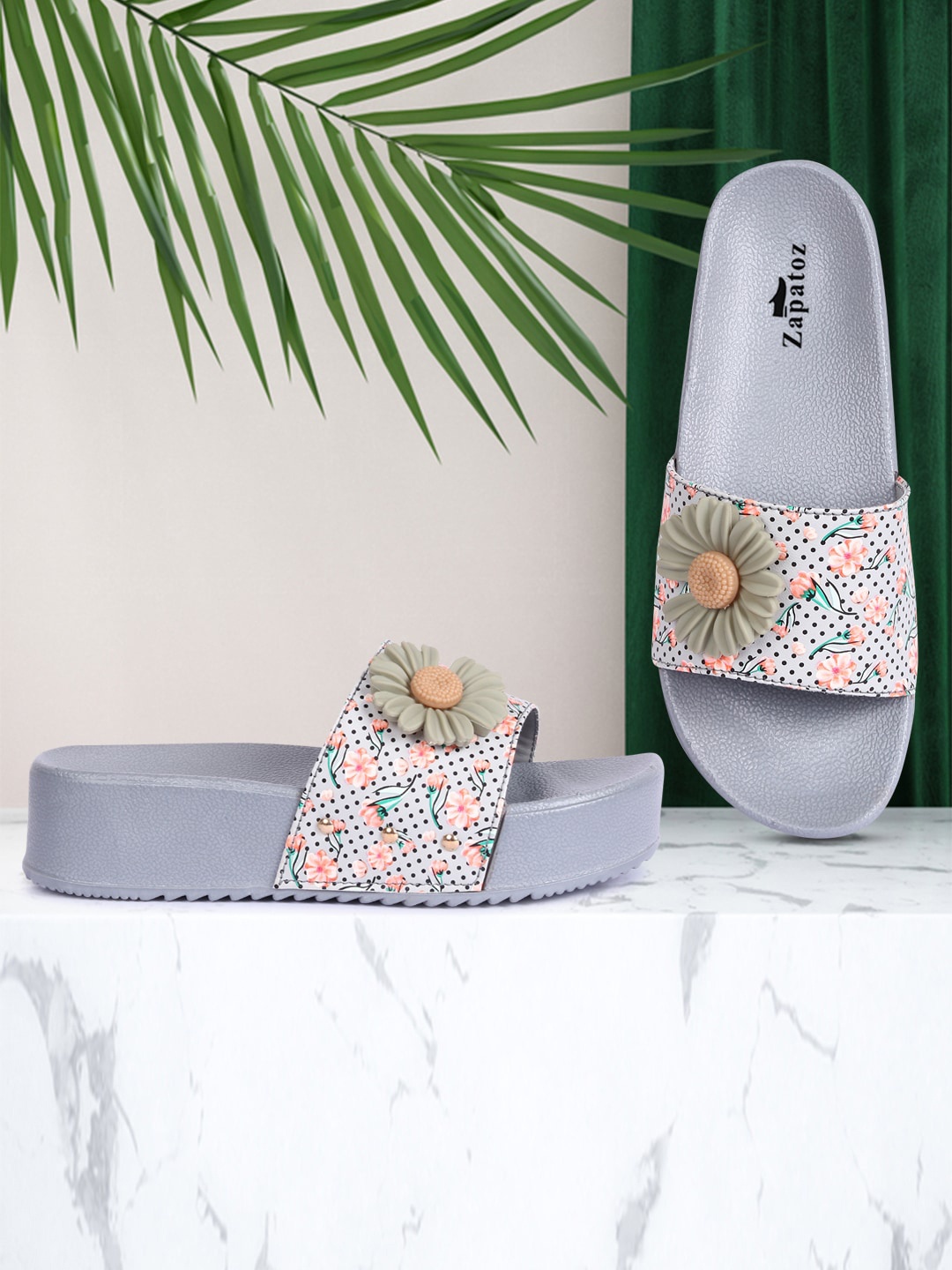 

ZAPATOZ Women Grey & Pink Printed Platform Sandals