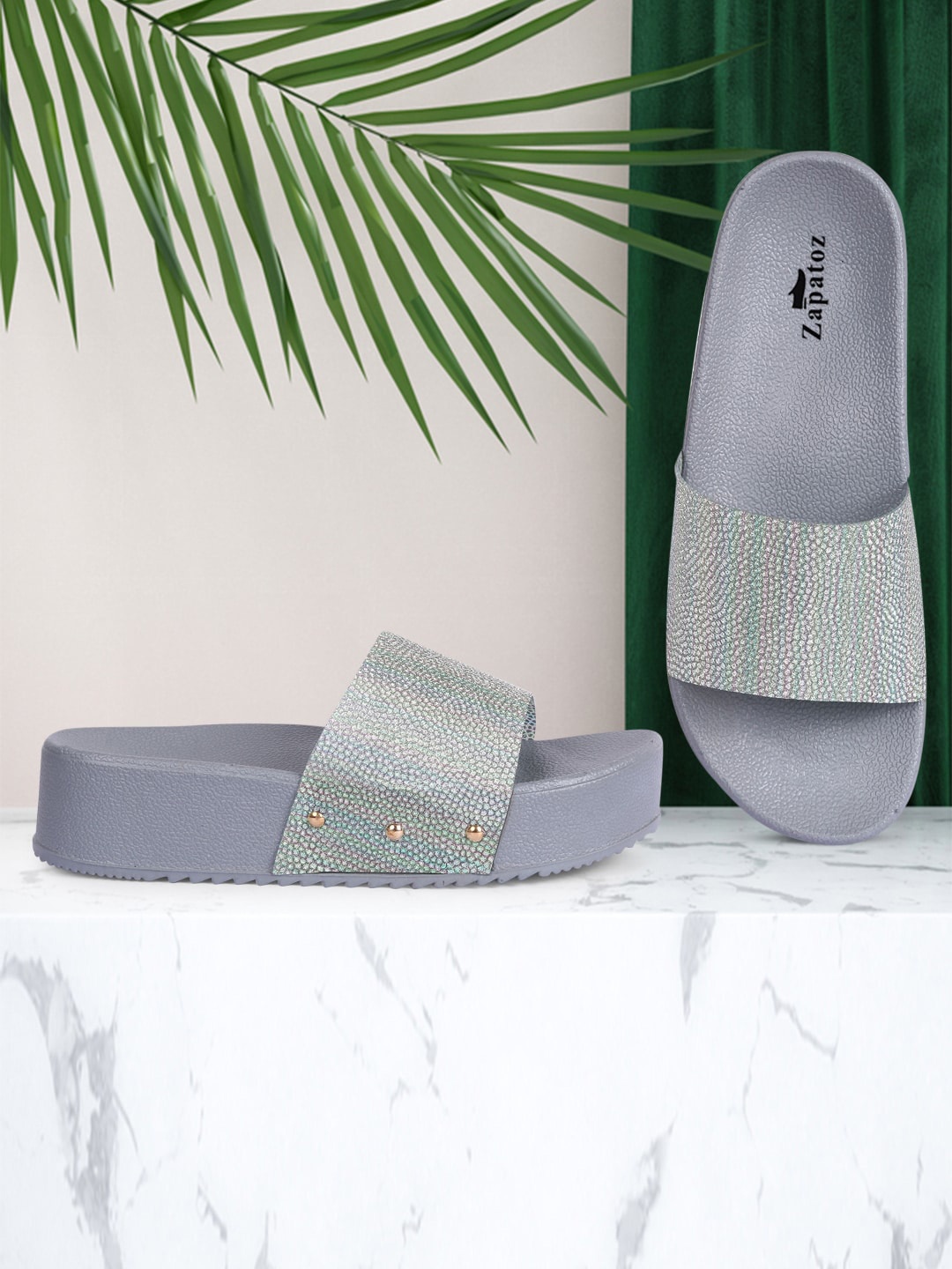 

ZAPATOZ Grey Textured PU Comfort Heels