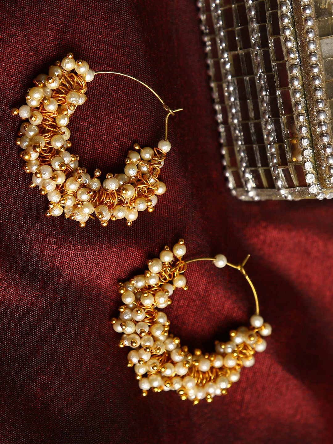 

SOHI Gold-Toned & Plated Beaded Contemporary Chandbalis Earrings