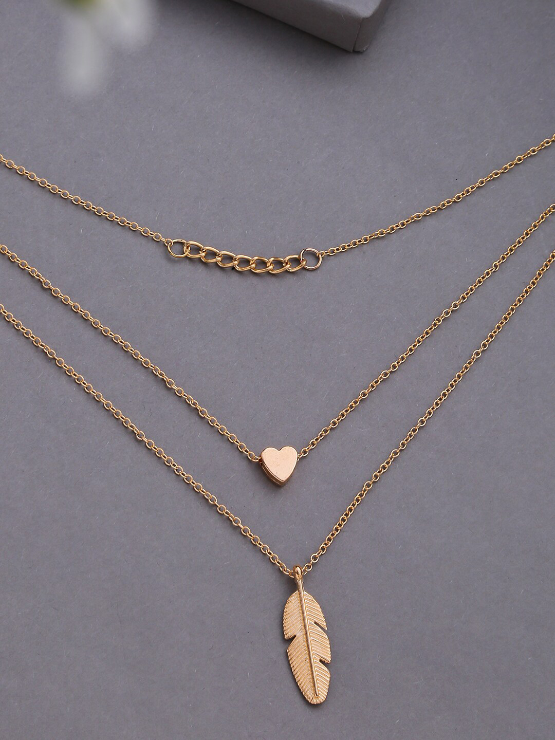 

SOHI Gold-Toned Gold-Plated Layered Chain