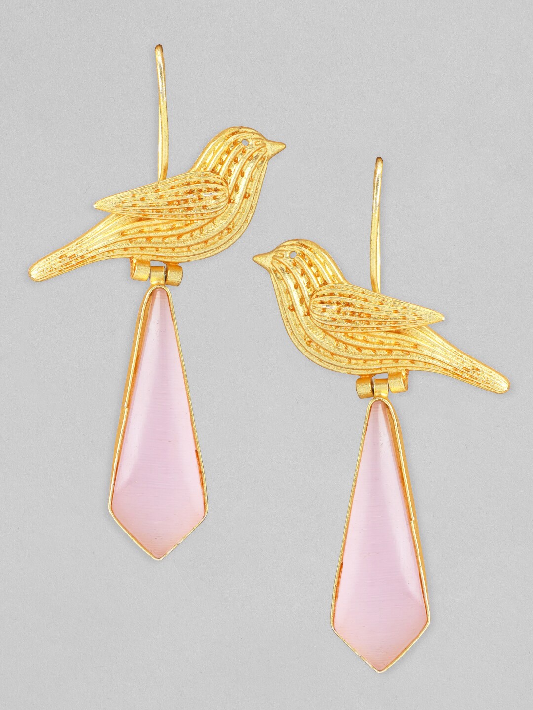 

Rubans Gold-Toned & Pink Enamelled Gold-Plated Contemporary Drop Earrings