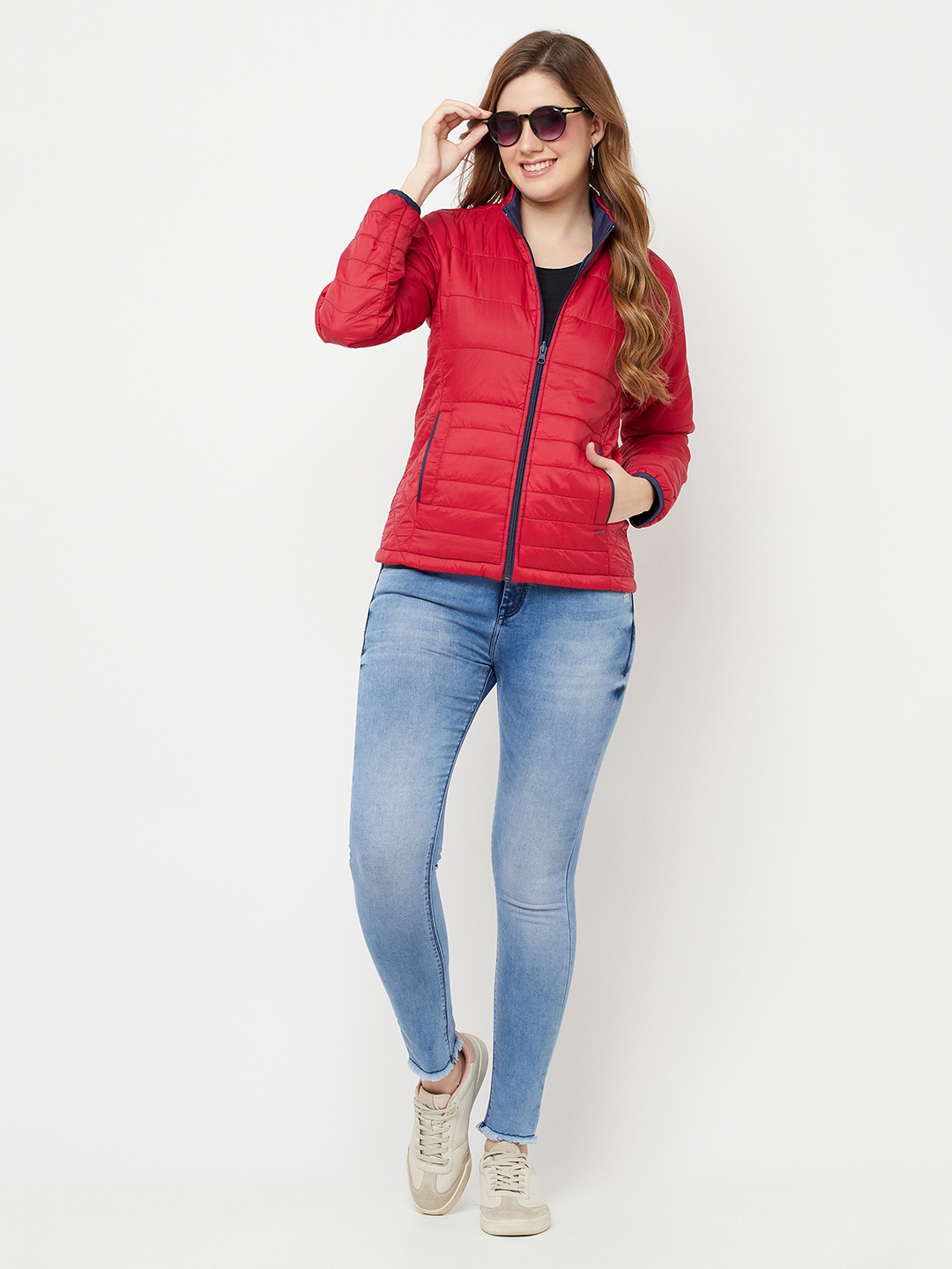 

Crimsoune Club Women Red & Navy Blue Solid Reversible Padded Jacket