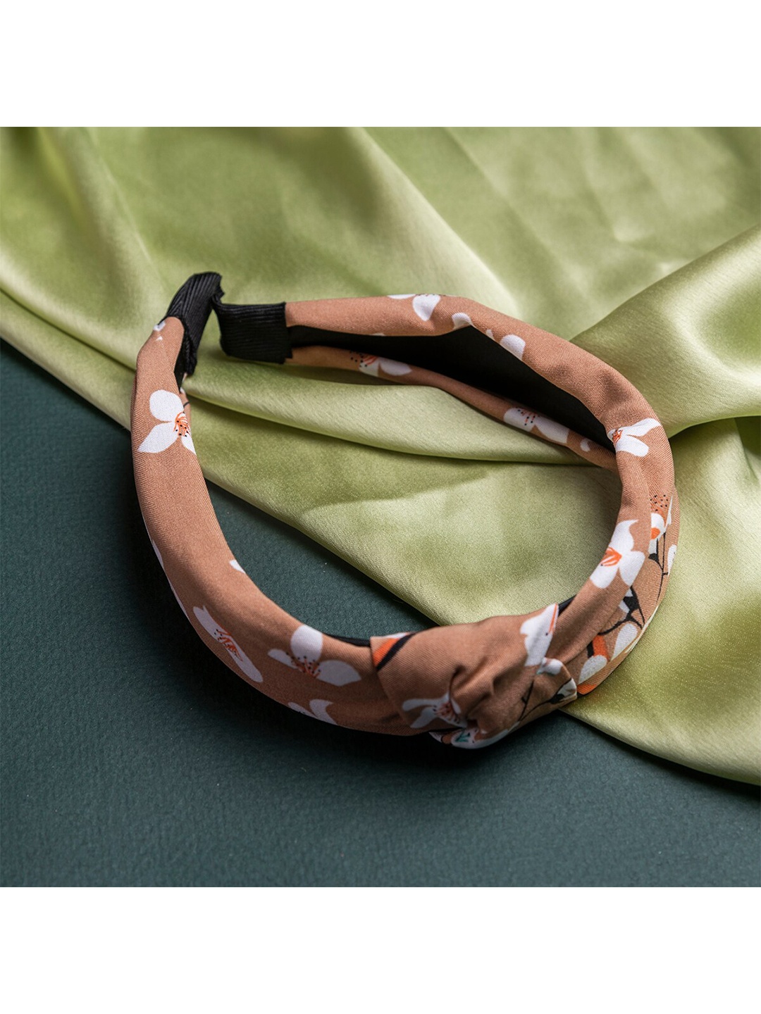 

Jewelz Women Brown & White Floral Printed Hairband