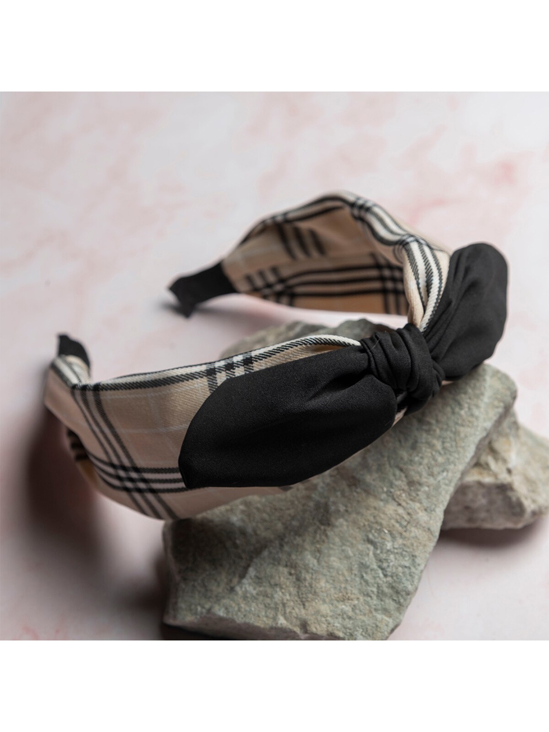 

Jewelz Women Beige & Black Checked Bow Knot Hairband