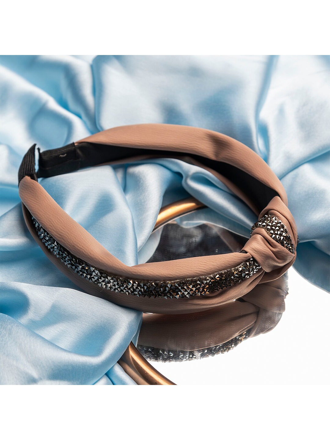 

Jewelz Women Beige & Black Embellished Hairband