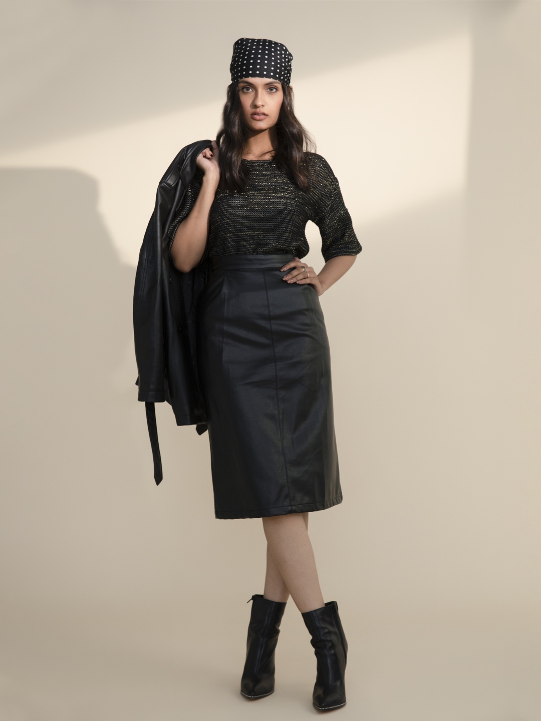 

Crimsoune Club Women Black A-Line Midi Skirt