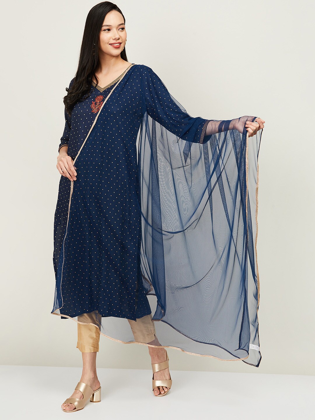 

Melange by Lifestyle Navy Blue & Gold-Toned Dupatta