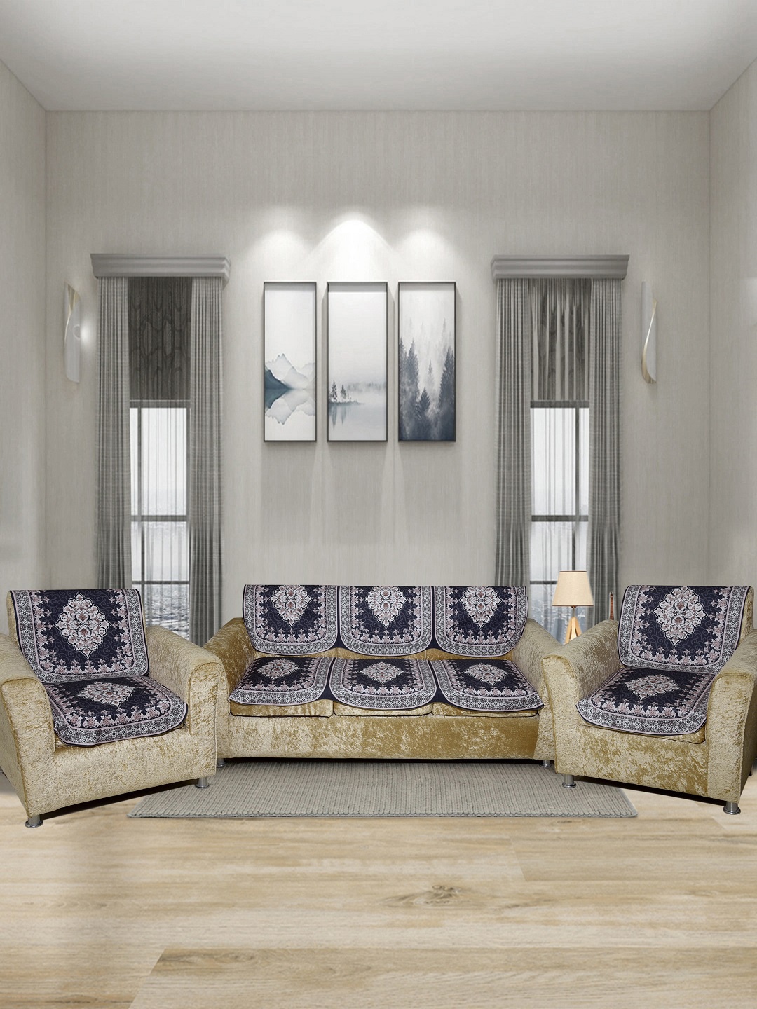 

BELLA TRUE Black & White Ethnic Motifs Digital Printed 5 Seater Sofa Covers