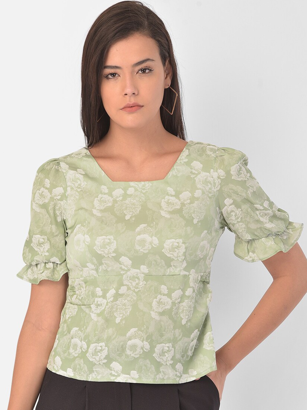 

Latin Quarters Green Floral Print Puff Sleeves Top