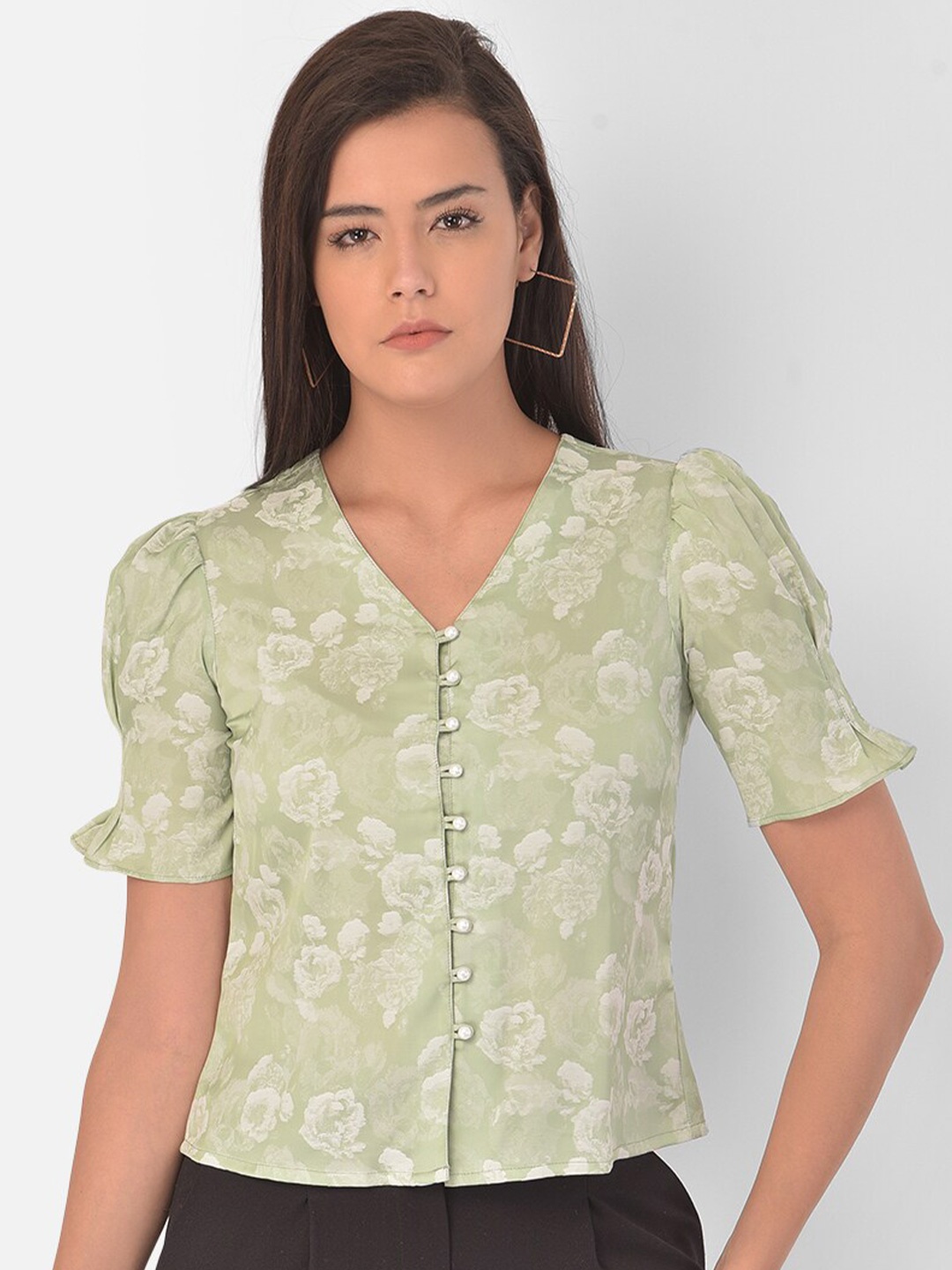 

Latin Quarters Green & White Floral Print Shirt Style Top