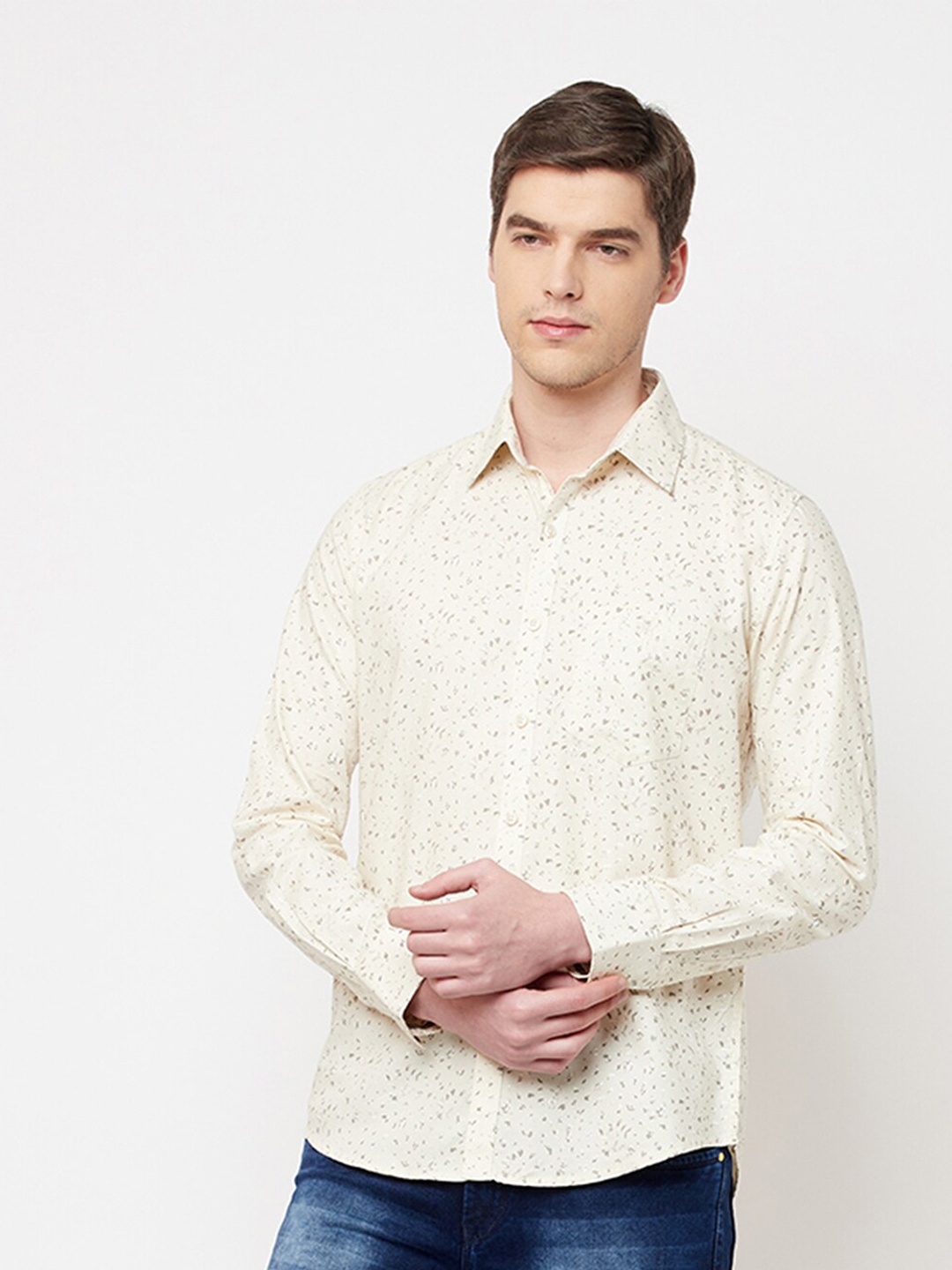 

Crimsoune Club Men Cream-Coloured Slim Fit Printed Casual Shirt
