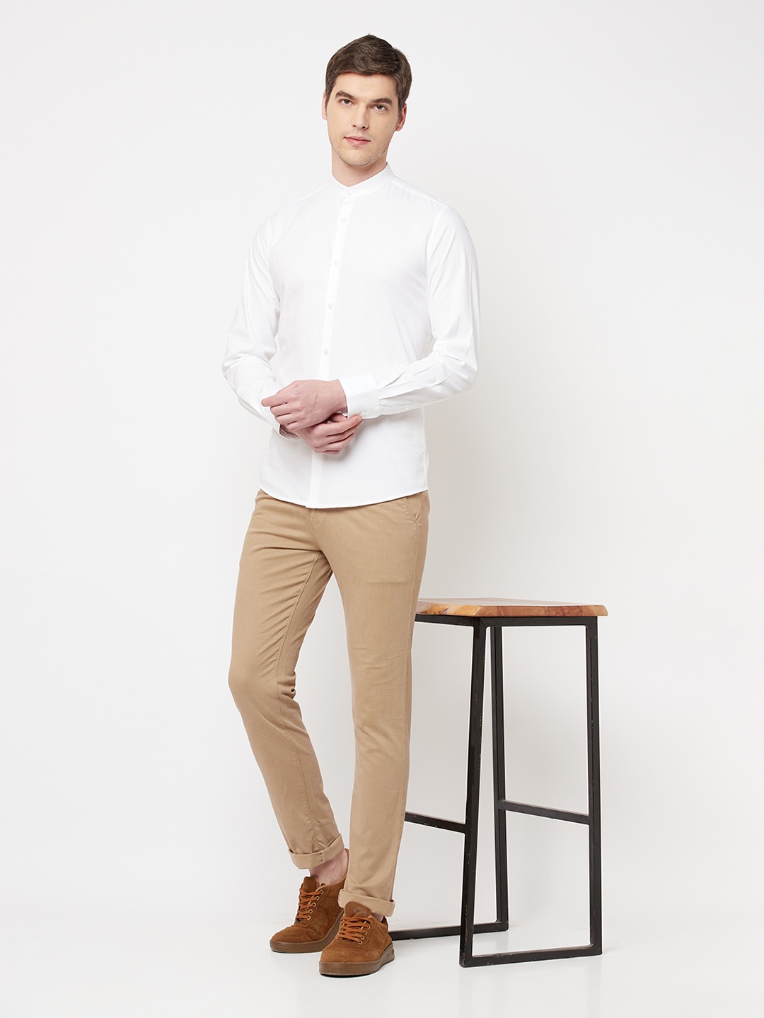 

Crimsoune Club Men White Slim Fit Pure Cotton Casual Shirt