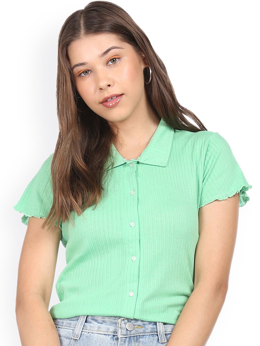 

Sugr Mint Green Spread Collar Short Sleeve Solid Top