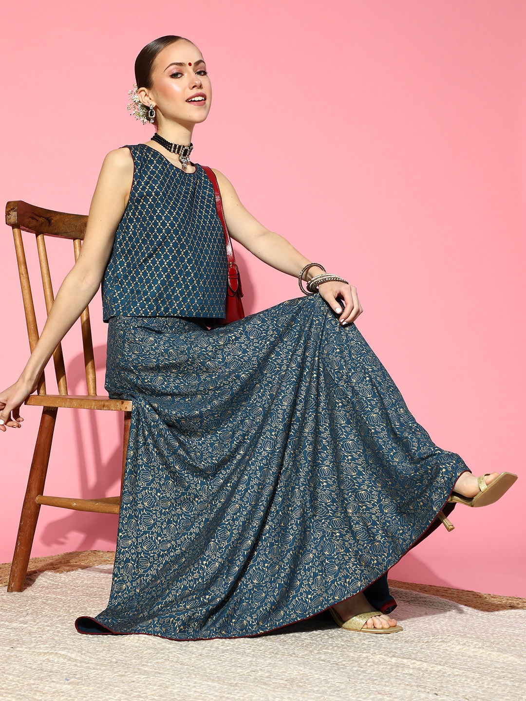 

Sangria Women Teal Printed Top with Skirt