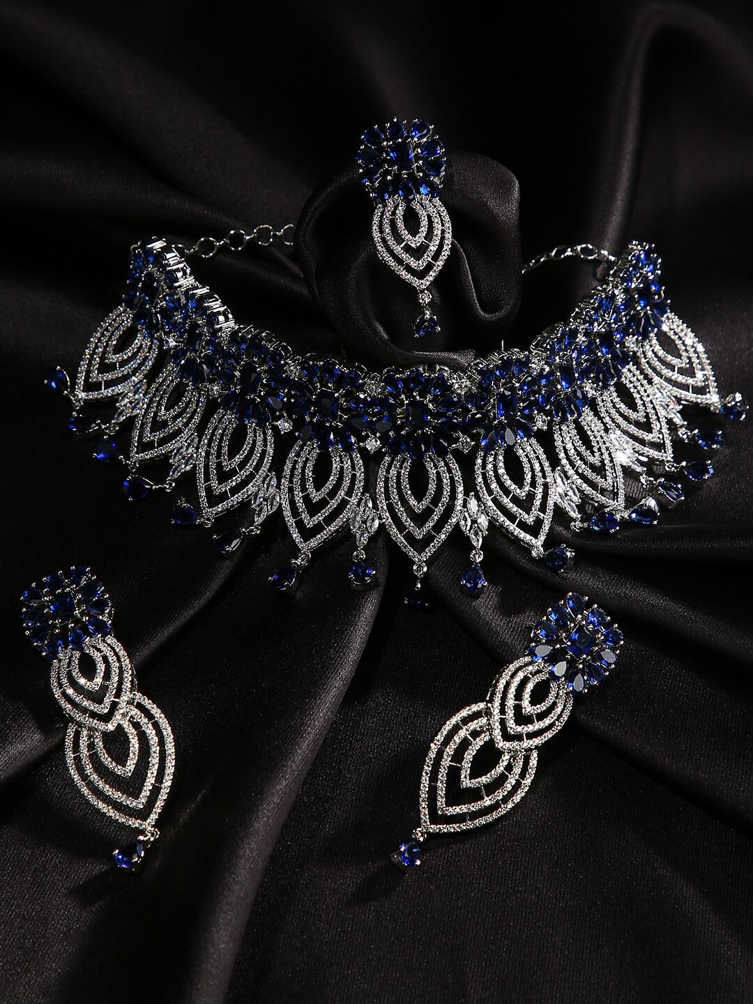 

justpeachy Silver-Plated White & Blue AD-Studded Jewellery Set
